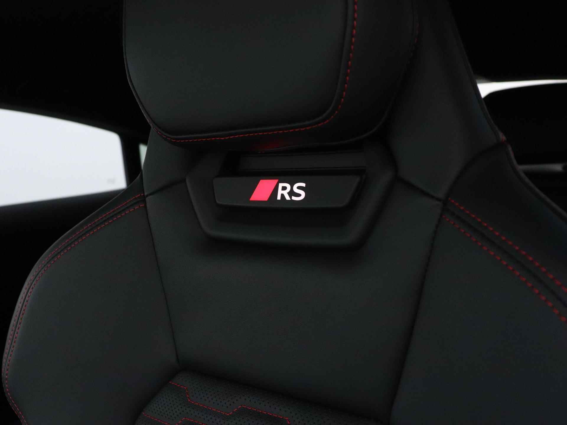 Audi e-tron GT RS e-tron GT Performance 748 PK Sportstoelen Pro | Optiekpakket mat Carbon | Carbondak | Keramische remmen Rood | RS designpakket rood | Active Air Suspension | Stoelventilatie & Massage voorin | - 17/38