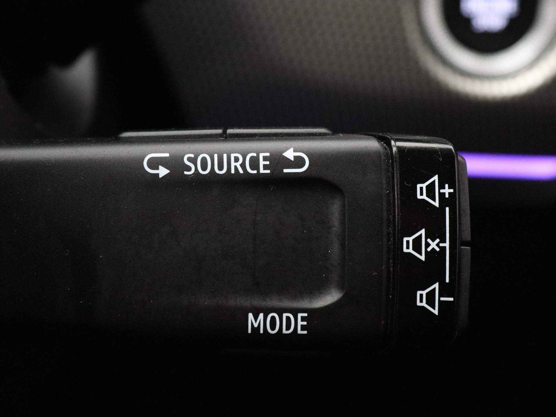 Renault Arkana TCe 140pk Intens EDC/Automaat ALL-IN PRIJS! Camera | Navi | Stoel-/stuurverw. | 18" velgen - 29/44