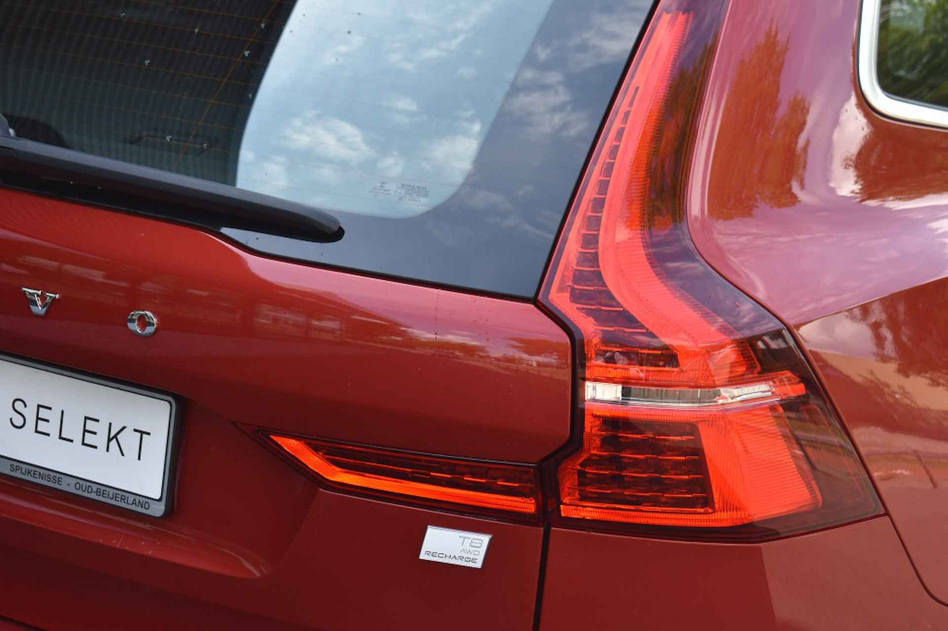 Volvo XC60 T8 390pk Plug-In AWD Inscription | Schuifdak | 360 | Trekhaak - 15/46