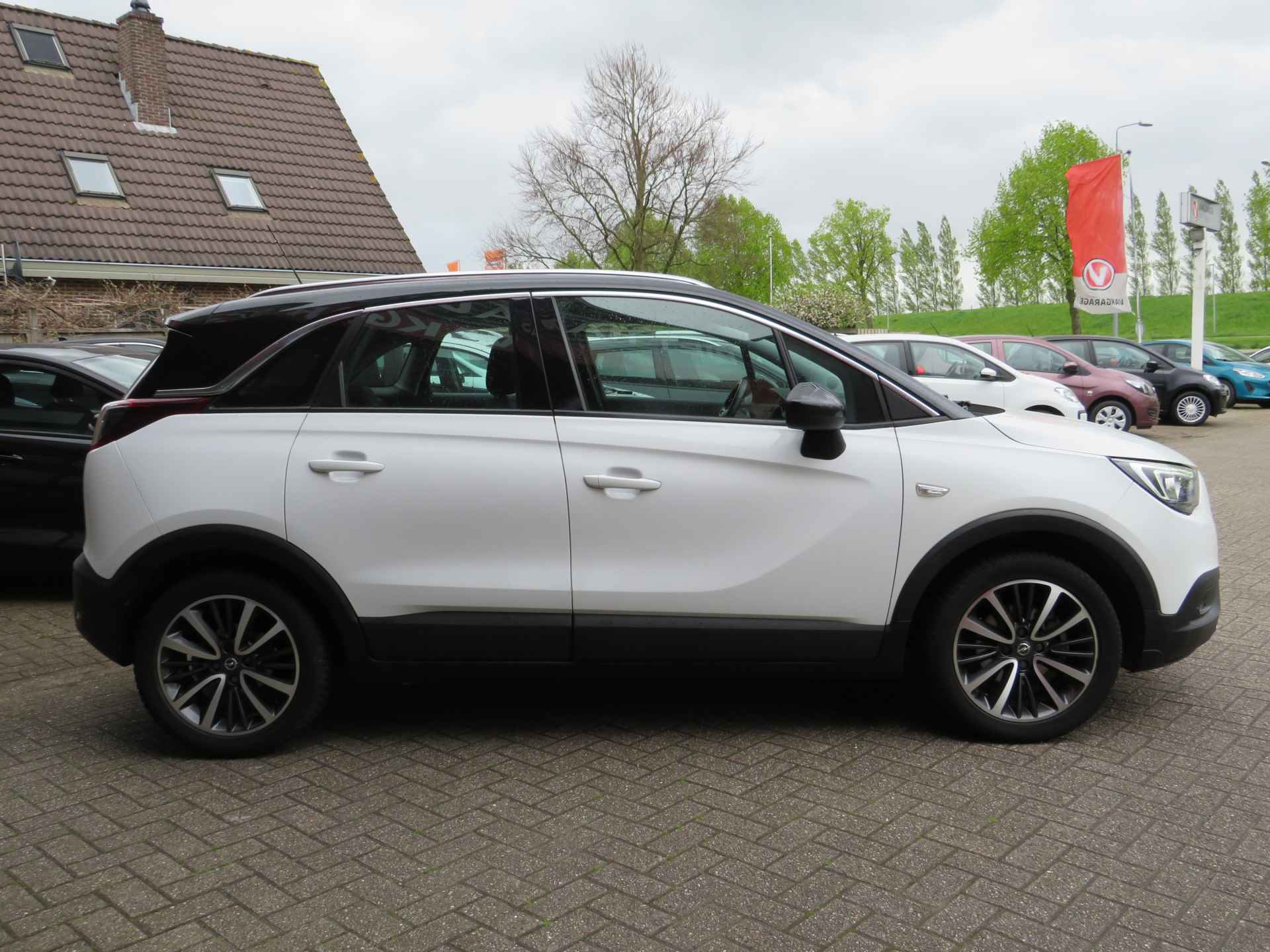 Opel Crossland X 1.2 Turbo Innovation Automaat| 110-PK | Clima-Airco | Navigatie | Panoramadak | Incl. BOVAG Garantie | - 10/46