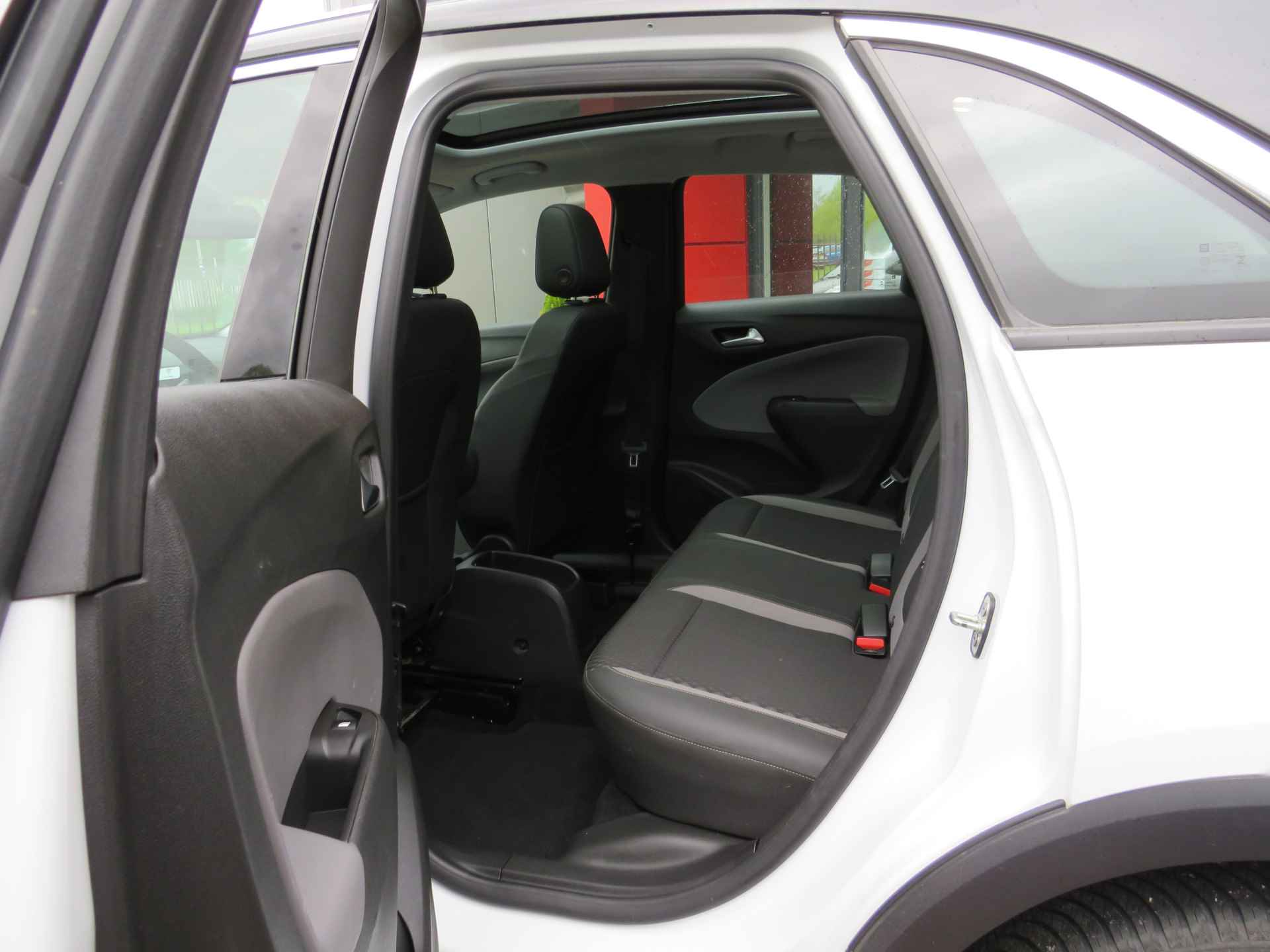 Opel Crossland X 1.2 Turbo Innovation Automaat| 110-PK | Clima-Airco | Navigatie | Panoramadak | Incl. BOVAG Garantie | - 19/46