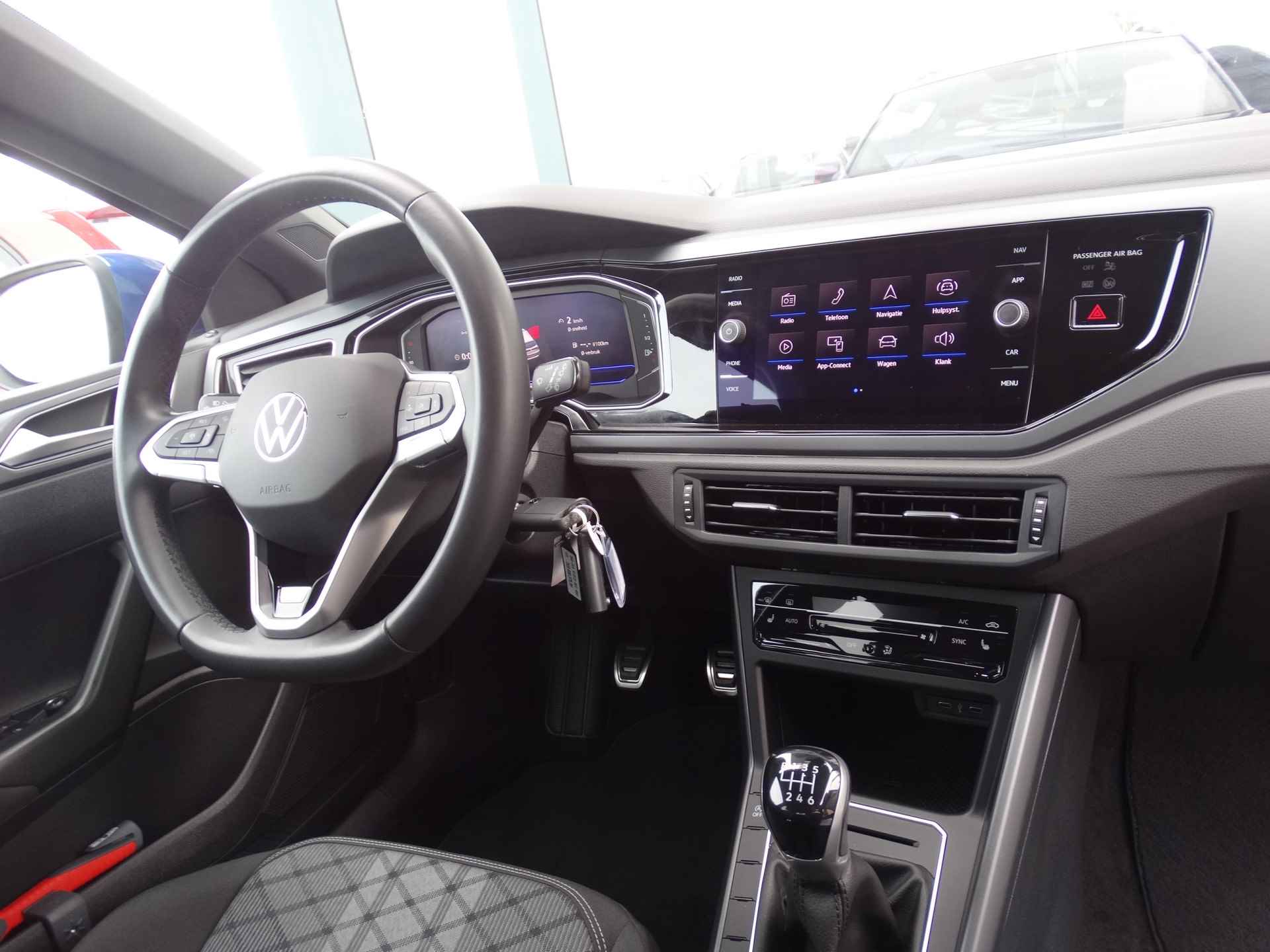 Volkswagen Taigo 1.0 TSI R-Line Business | Navigatie | Adaptive cruise control | Carplay - 6/28