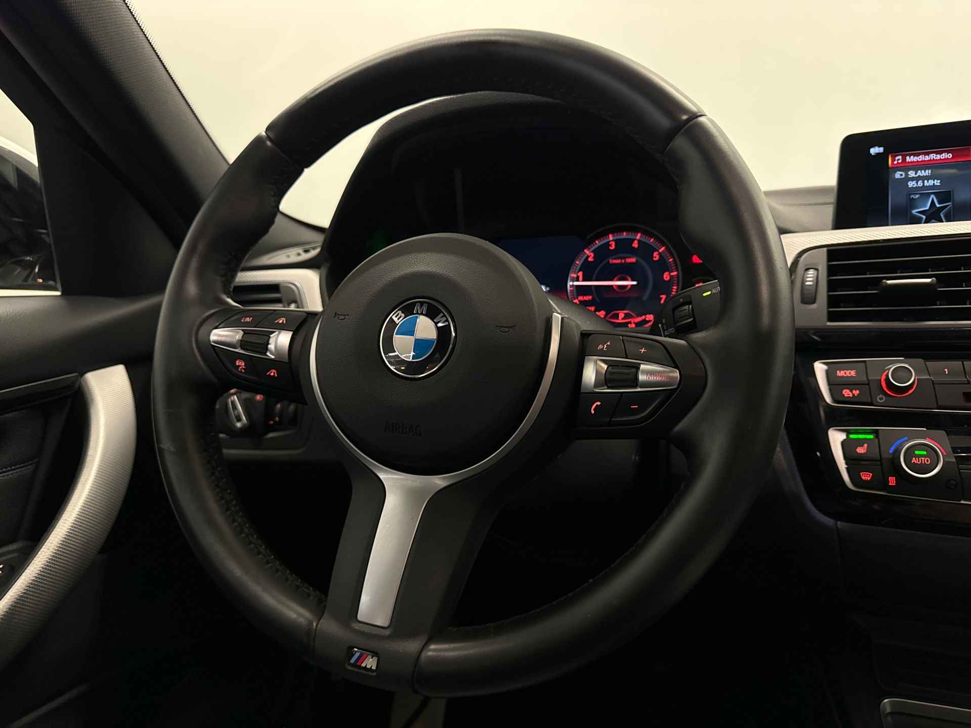 BMW 3-Serie (f30) 320i 184pk Aut Edition M Sport Edition - 24/43