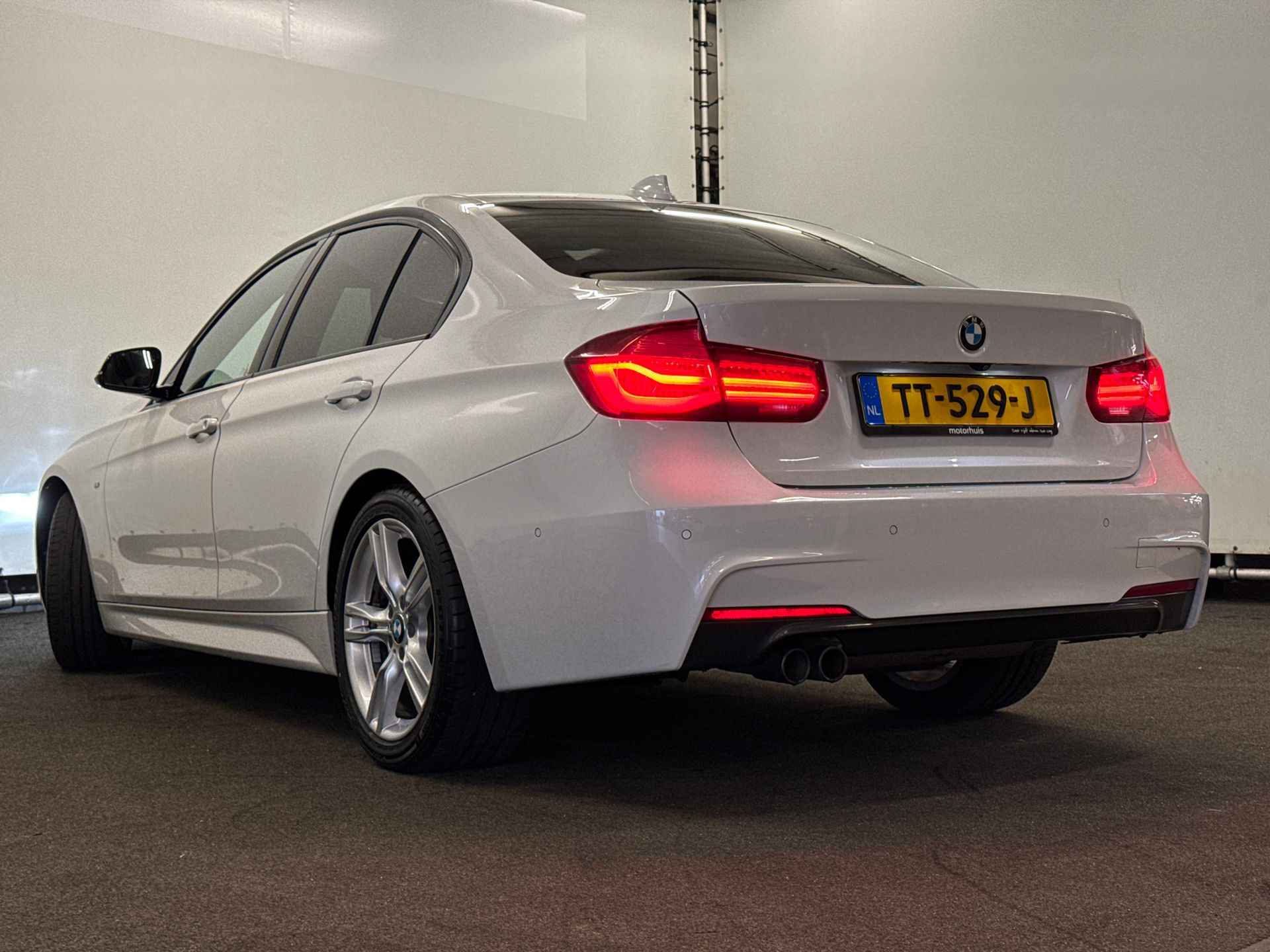 BMW 3-Serie (f30) 320i 184pk Aut Edition M Sport Edition - 39/43