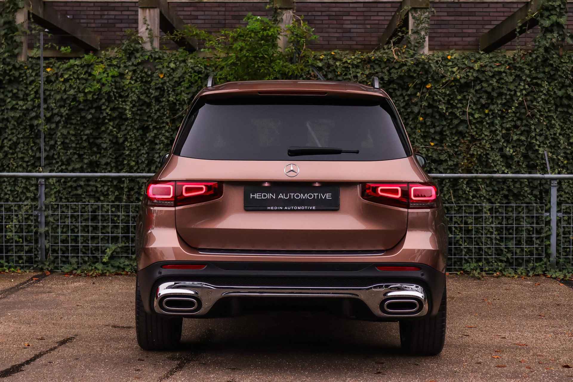 Mercedes-Benz GLB GLB 200 Automaat AMG Line 7-Persoons | Premium Pakket | Keyless-Go | Sfeerverlichting | Stoelverwarming | Parktronic | Camera | Spiegelpakket - 8/40