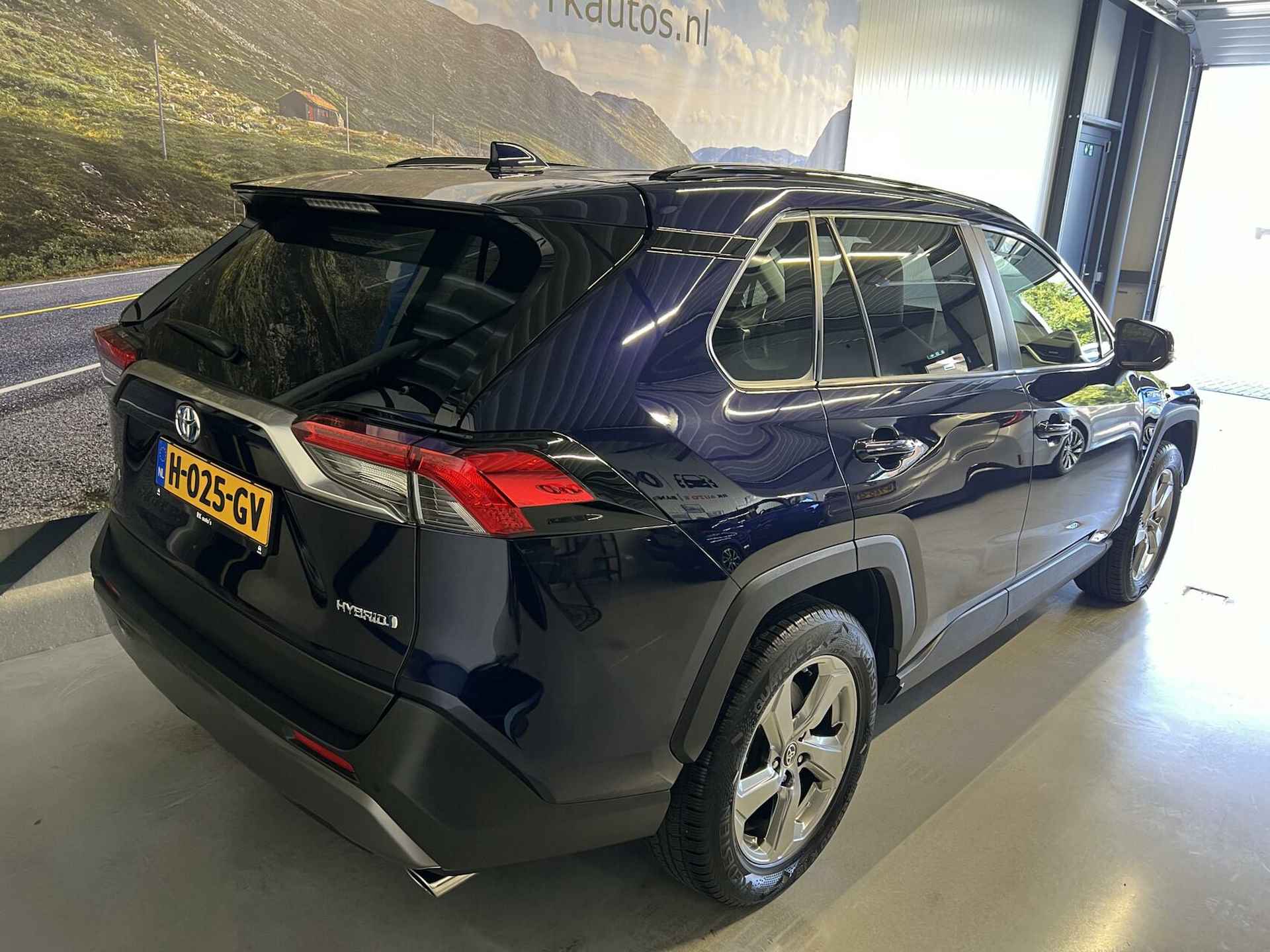 Toyota RAV4 2.5 Hybrid Dynamic / Orig. NL geleverd! - 16/36