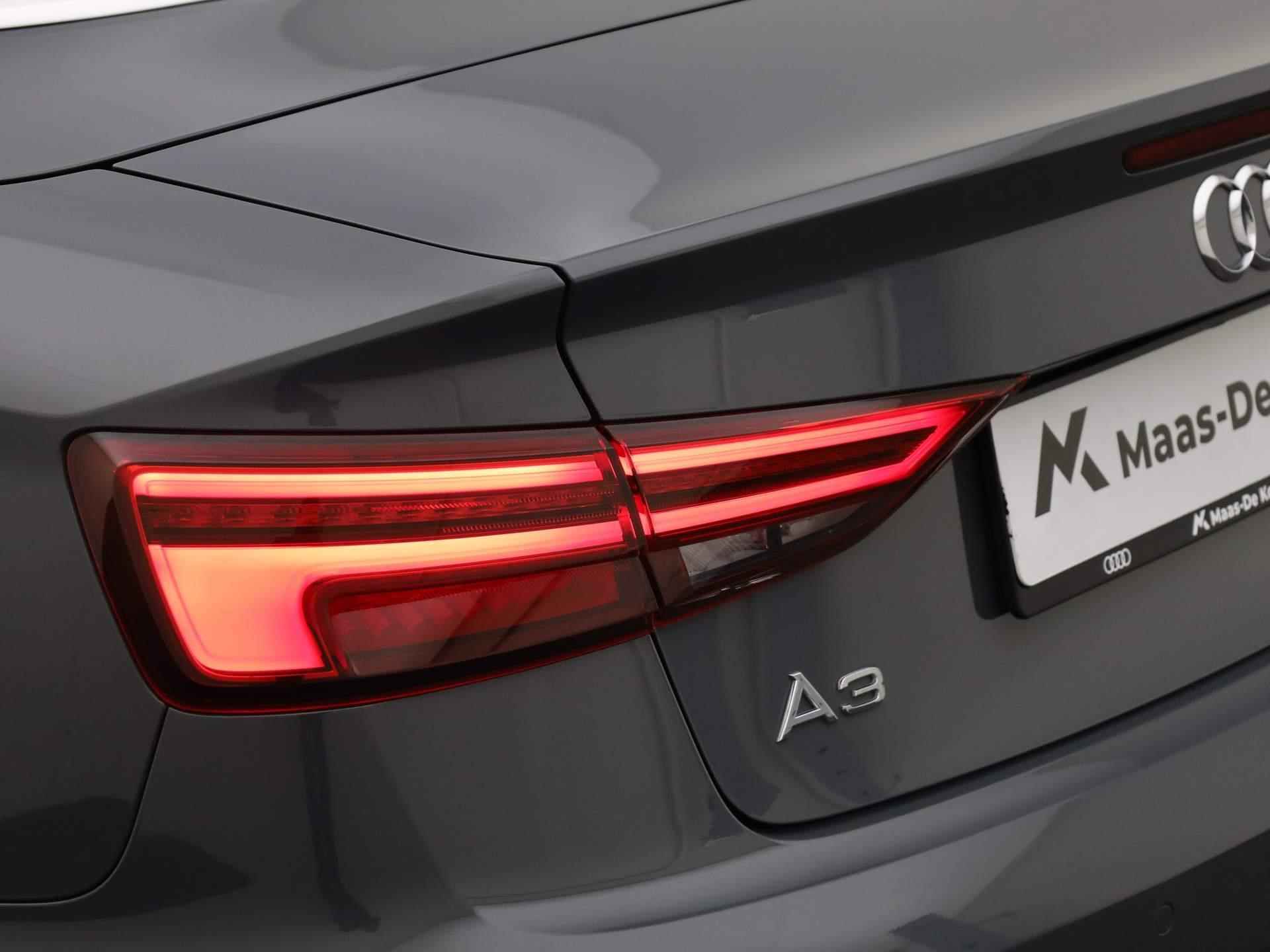 Audi A3 Cabriolet 35 TFSI/150PK Sport · Parkeersensoren · Stoel-/nekverwarming · Drive select - 39/47