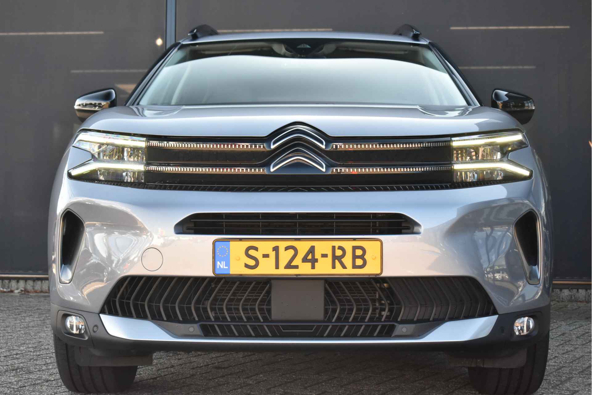 Citroën C5 Aircross 1.2 PureTech Business Plus 130pk Automaat | Leder | Adaptive Cruise | Navigatie | Achteruitrijcamera | Climate Control | Full-LE - 5/45