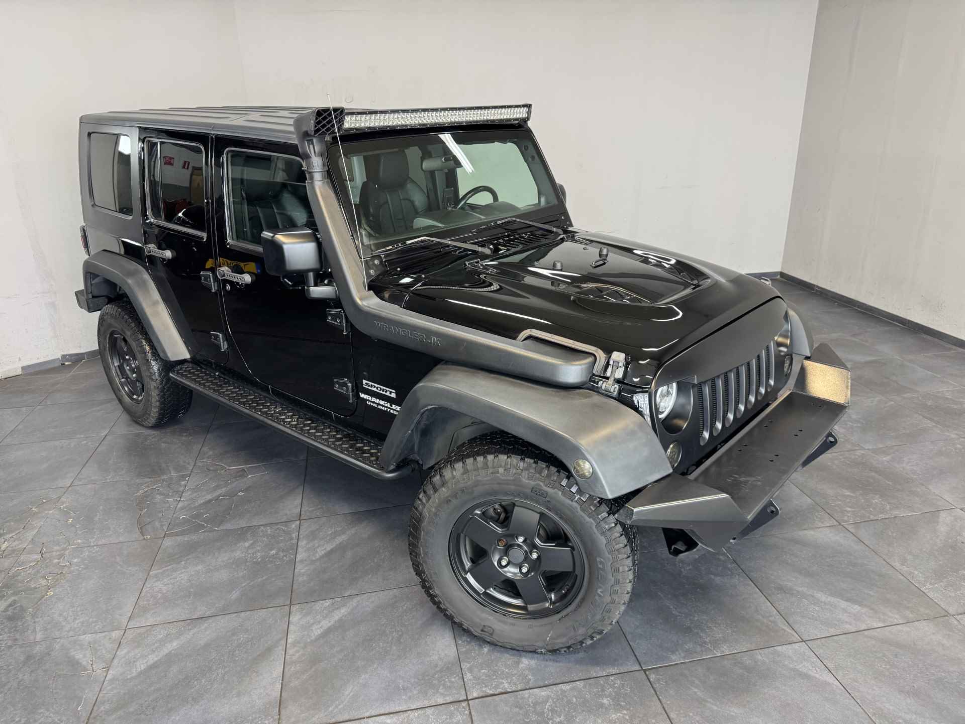 Jeep Wrangler Unlimited 2.8 CRD Sport✅Automaat✅Airco✅Cruise Control✅Trekhaak✅LED-Bar✅ - 63/67