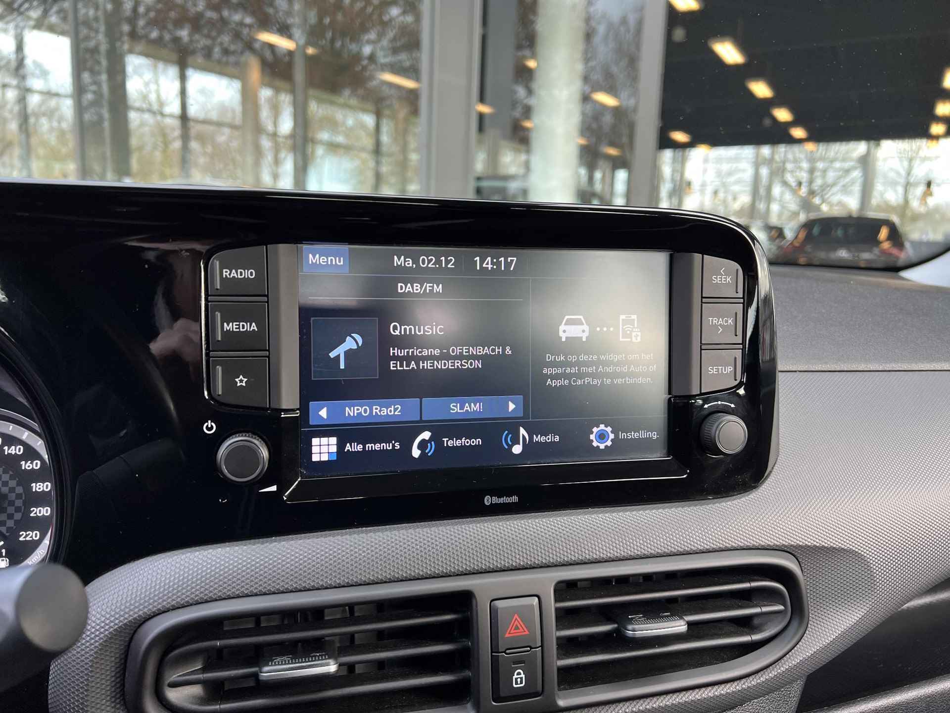 Hyundai i10 1.0 Comfort | Navigatie via Carplay/Android  | Parkeersensoren achter | All-seasons | - 11/29