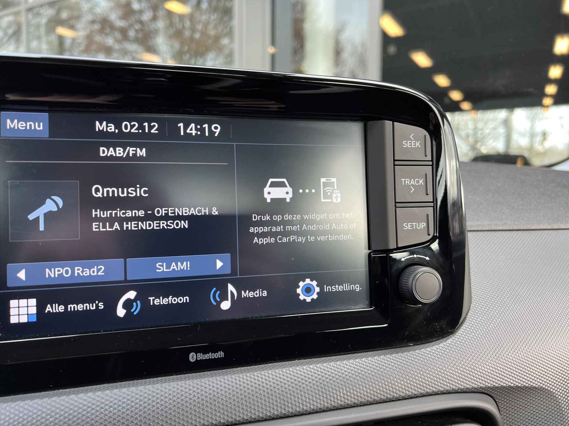 Hyundai i10 1.0 Comfort | Navigatie via Carplay/Android  | Parkeersensoren achter | All-seasons | - 25/29