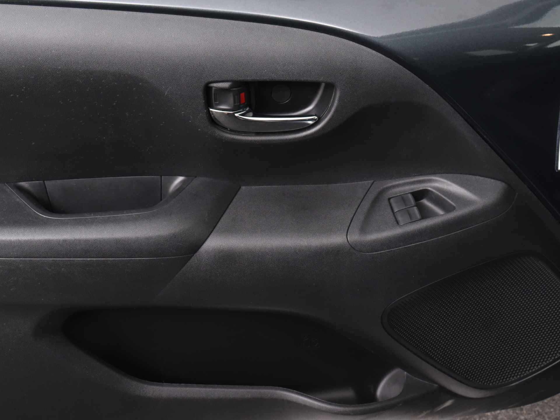 Peugeot 108 1.0 e-VTi Allure | Camera | Apple Carplay | Climate Control | 72PK | - 33/42