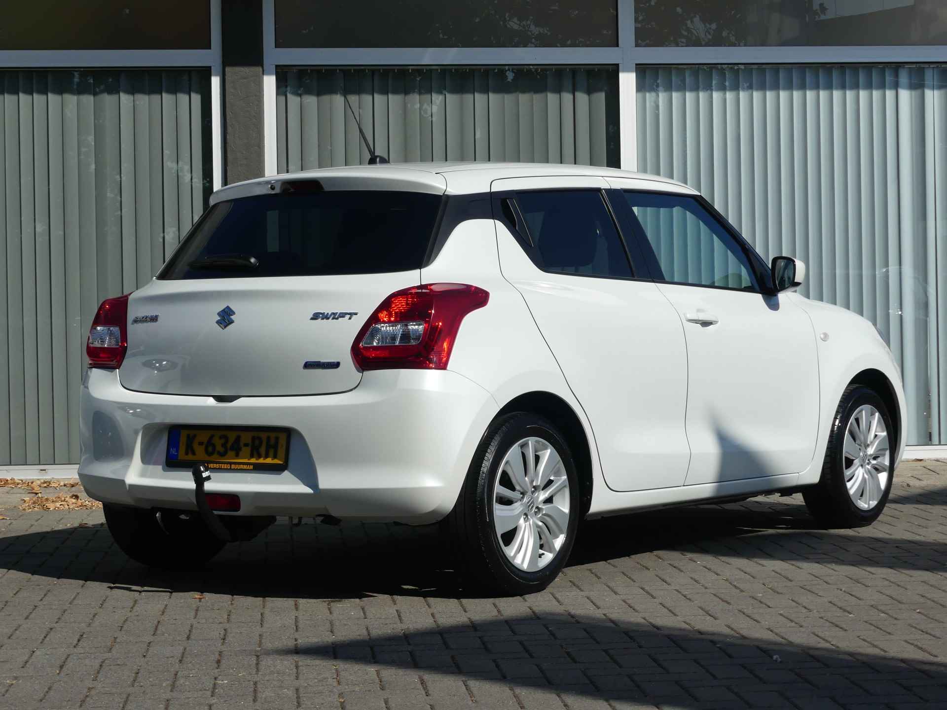 Suzuki Swift 1.2 Select Smart Hybrid Trekhaak, Navigatie, Airco - 5/30