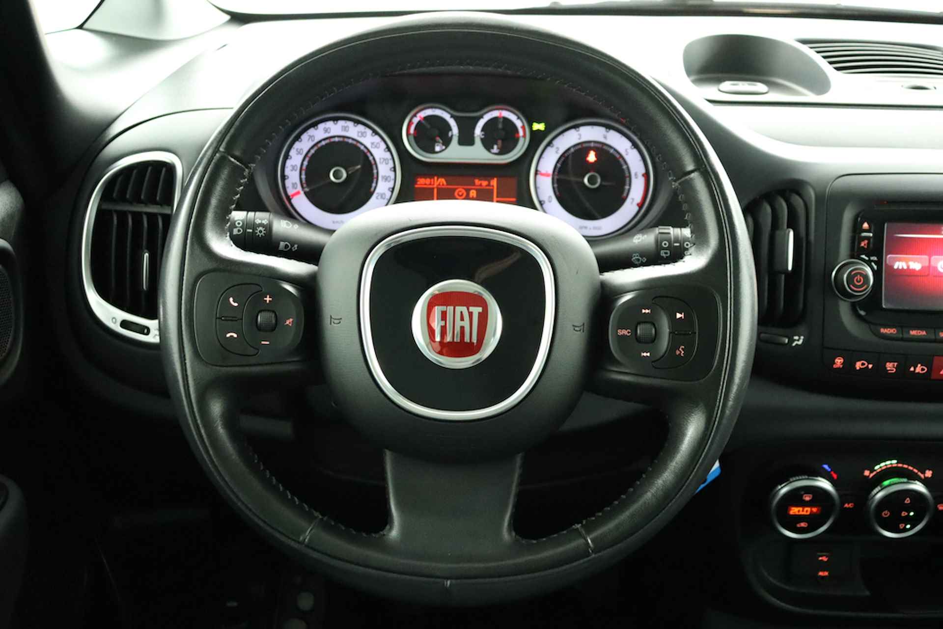 Fiat 500L 1.4 16V LOUNGE ECC/CRUISE/PANO.DAK/REGEN.SENS/PARK.SENS/TREKHAAK - 19/52