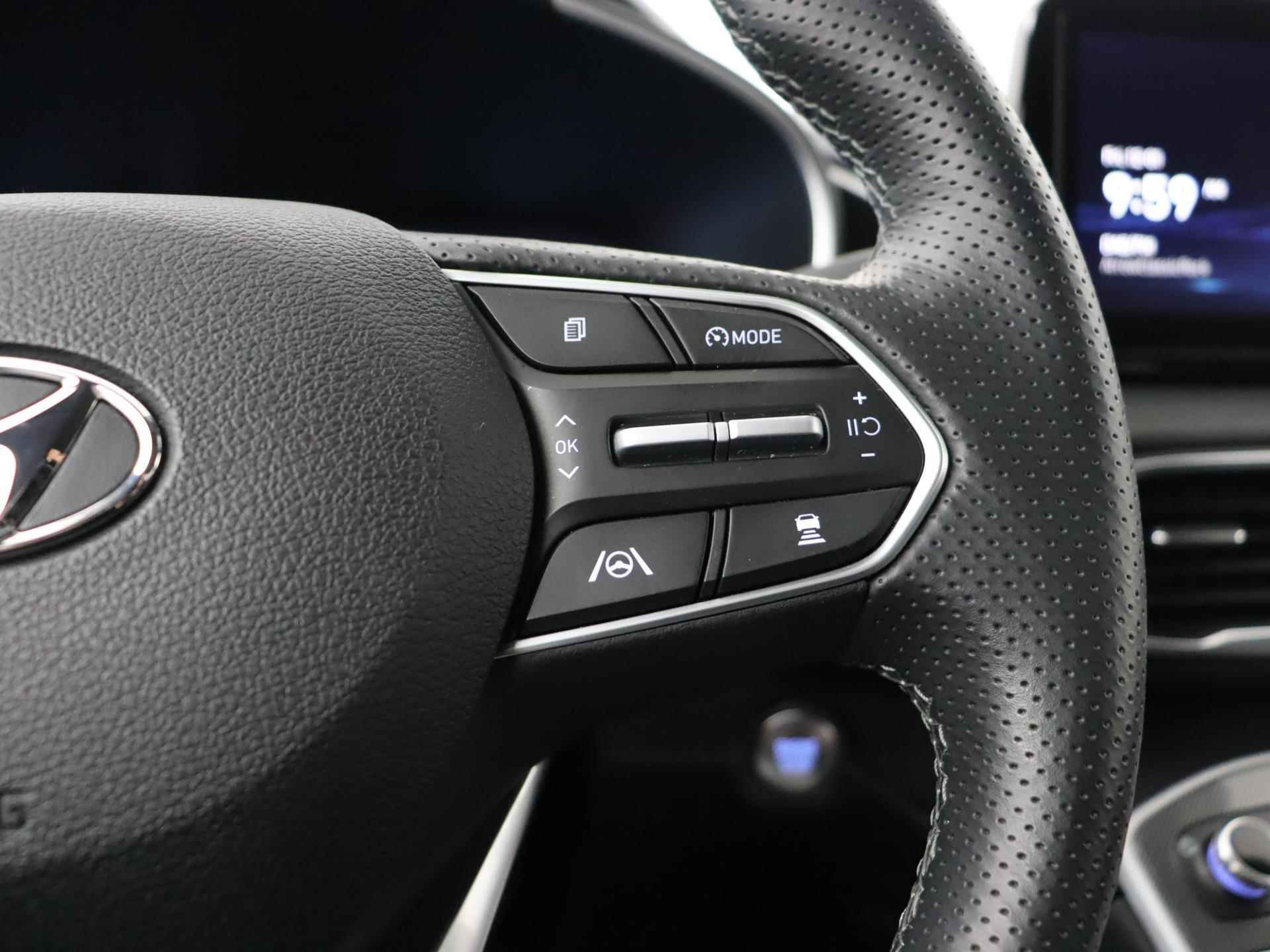 Hyundai Santa Fe 1.6 T-GDI HEV Premium 7PERSOONS | Outletdeal! | Leer | Memory | 360 Camera | Stoel + stuurverwarming | - 14/41