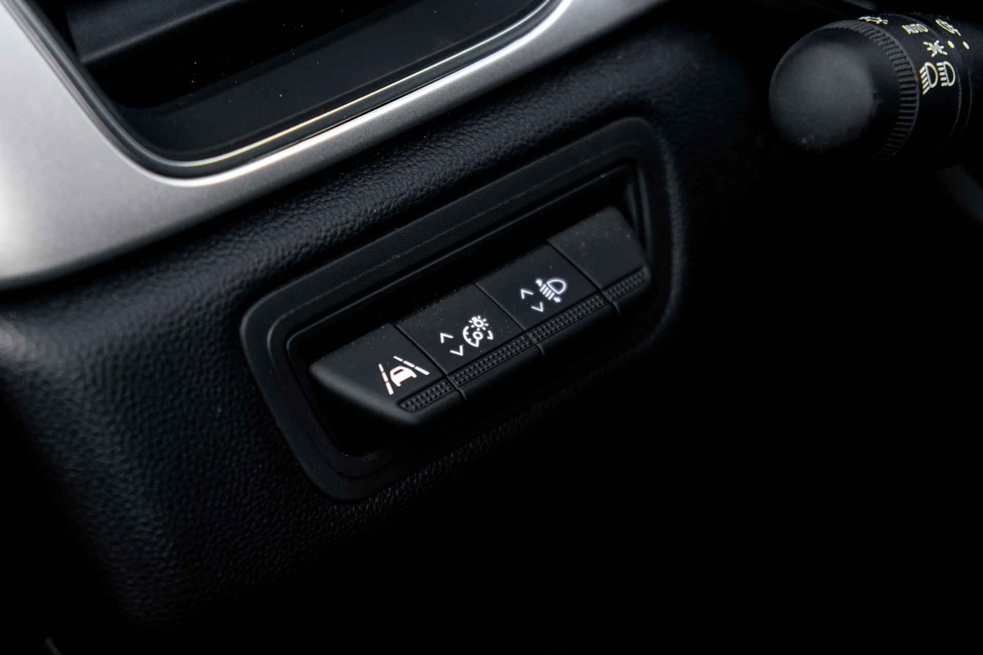 Renault Captur 1.3 Mild Hybrid 140 INTENS | AUTOMAAT | | incl. Bovag rijklaarpakket met 12 maanden garantie - 36/56