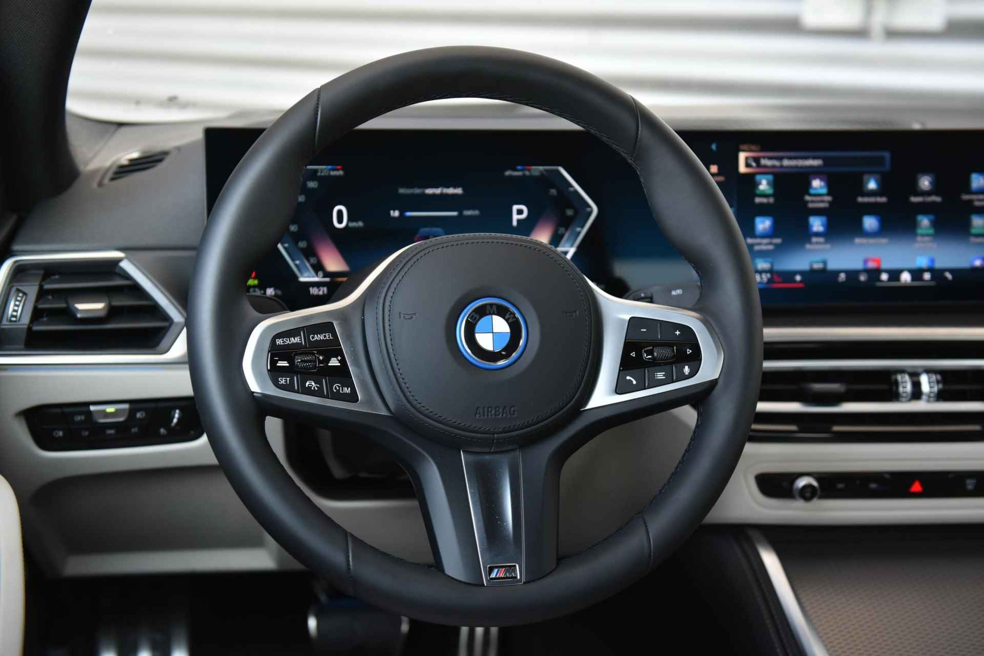 BMW i4 eDrive35 High Executive / M Sport | Selections - 17/27