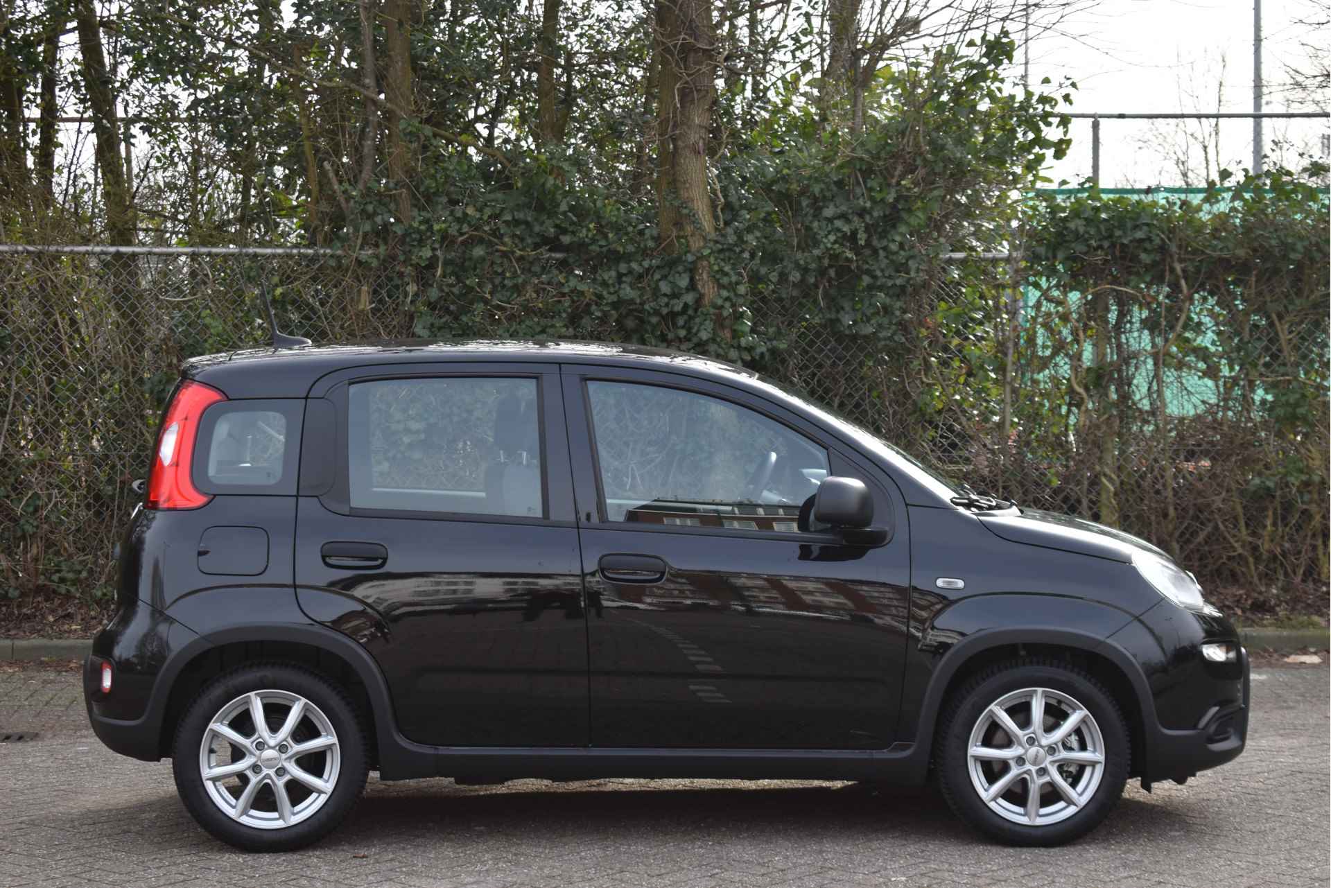 Fiat Panda 1.0 Hybrid | Airco | Bluetooth | DAB Radio | Elekt. ramen | LM-Velgen | Zeer netjes - 6/39