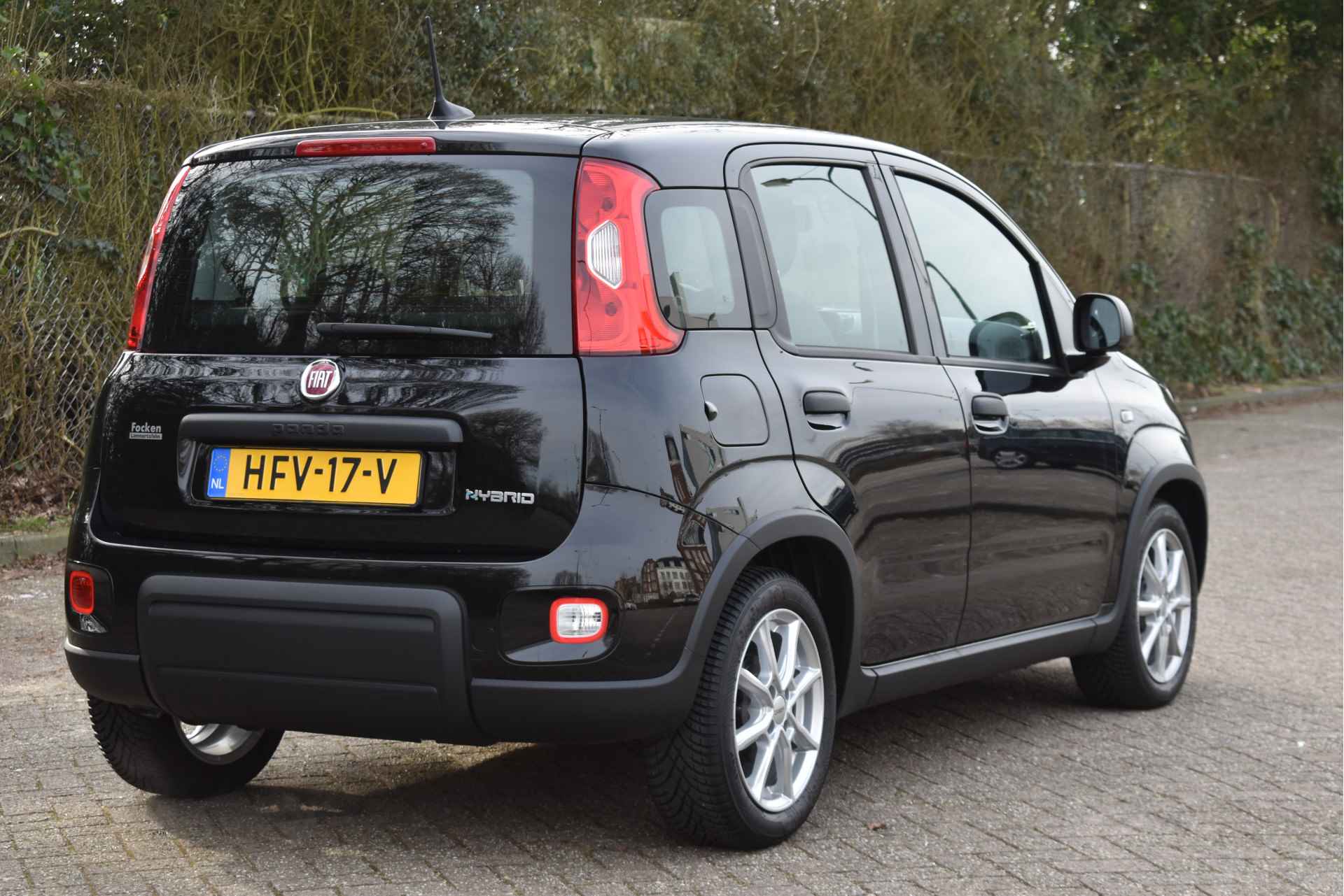 Fiat Panda 1.0 Hybrid | Airco | Bluetooth | DAB Radio | Elekt. ramen | LM-Velgen | Zeer netjes - 7/39