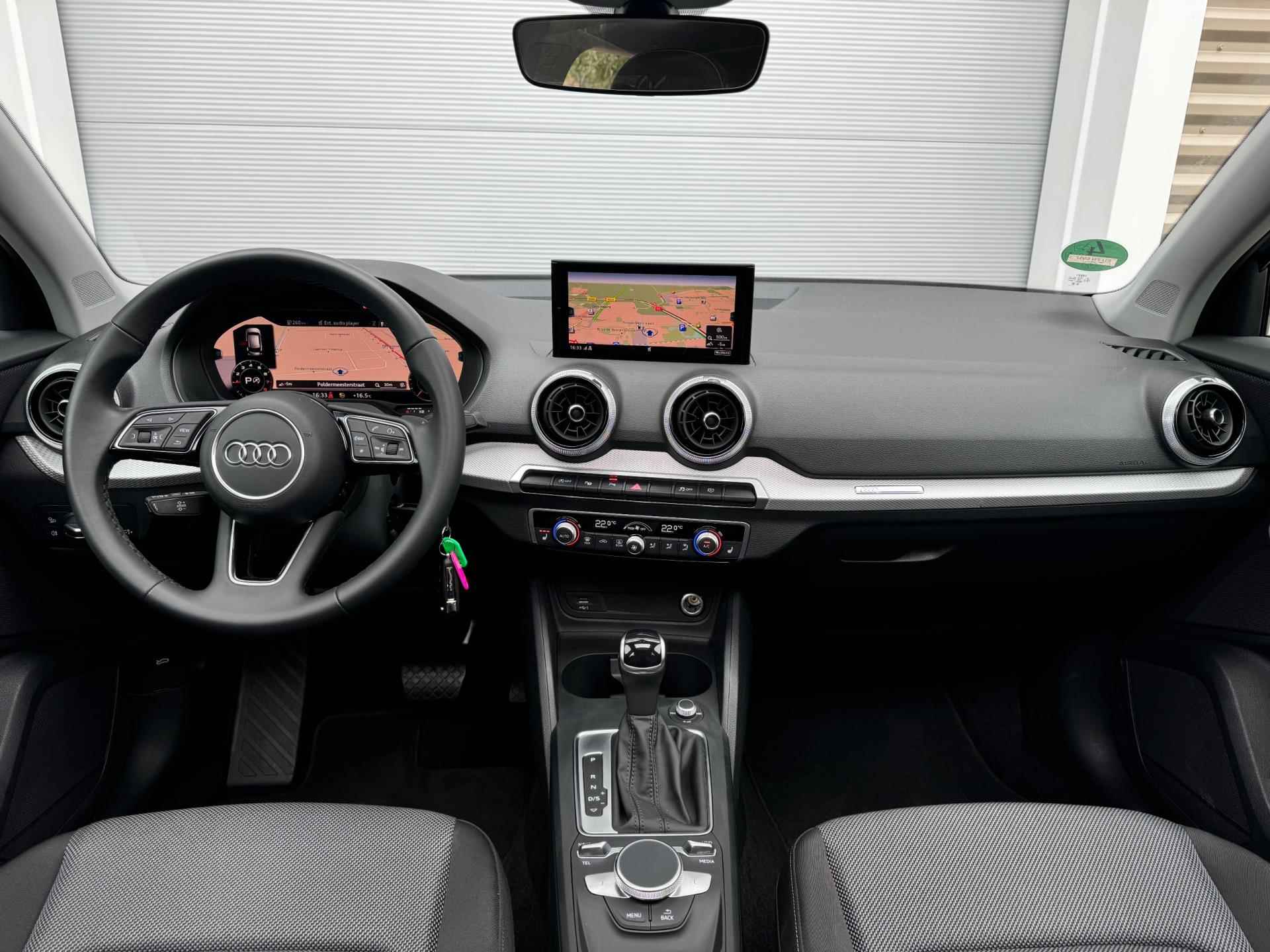 Audi Q2 35 TFSI S-Line Pano/Virtual/Camera - 10/25