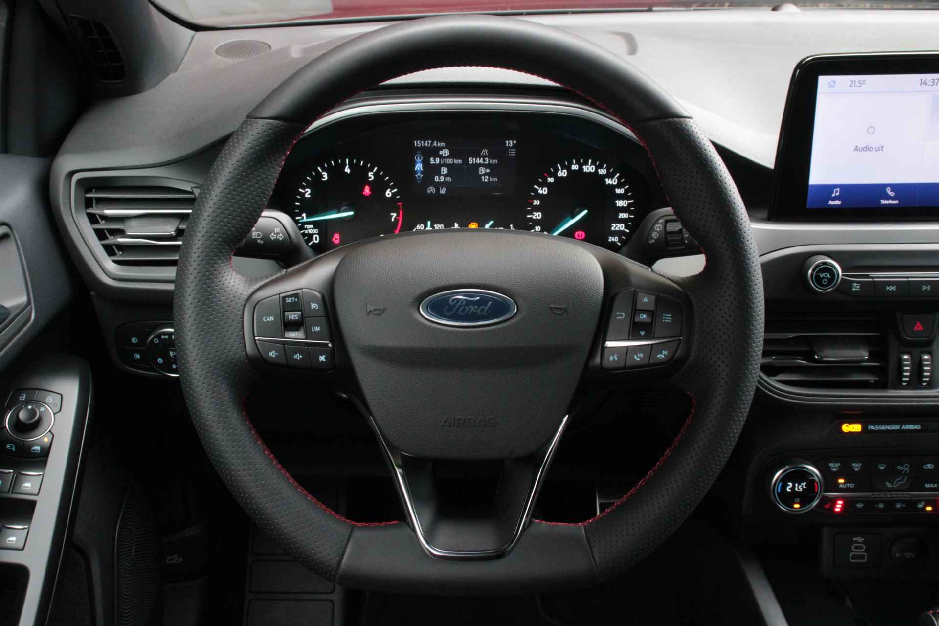 Ford Focus Wagon 1.0 EcoBoost Hybrid ST-Line Style | Camera | Stoel/stuurverwarming | Carplay | Parkeersensoren | 17" Velgen - 11/15