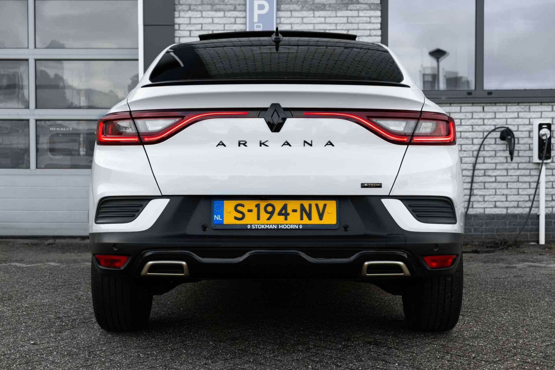 Renault Arkana 1.6 E-Tech hybrid 145 E-Tech engineered | Automaat  | Navigatie |grootscherm | Open dak | LEDER | Camera | stuur en stoel verwarming | incl. Bovag rijklaarpakket met 12 maanden garantie - 6/62