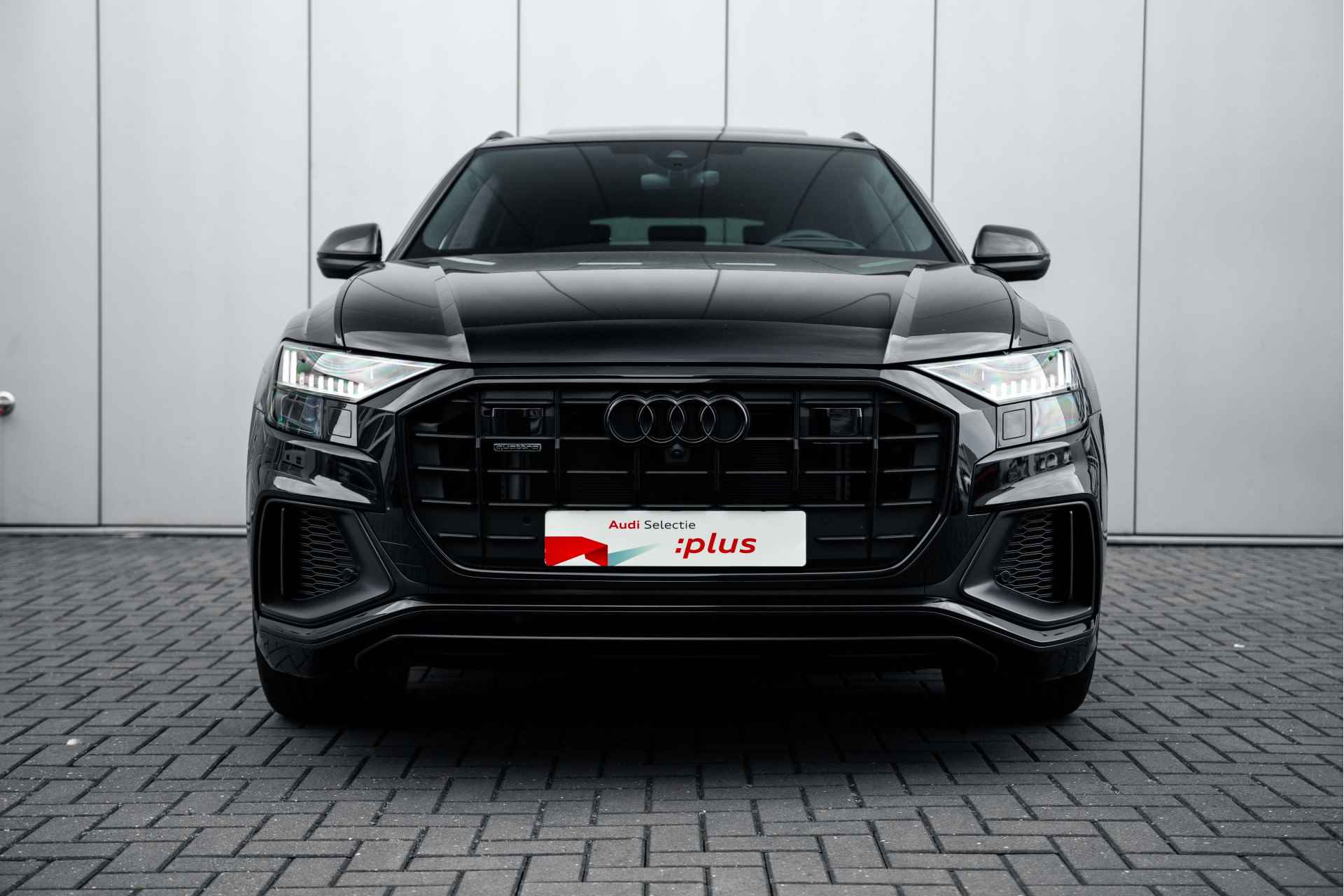 Audi Q8 60 TFSI e quattro Pro Line S Competition | ASSIST. TOUR & PARK & CITY | TREKHAAK | HEAD-UP | SPORTSTOELEN INCL. MASSAGE & VENT.  ASSIST. TOUR & PARK & CITY | TREKHAAK | HEAD-UP | SPORTSTOELEN INCL. MASSAGE & VENT. | COMFORT-KEY - 4/71