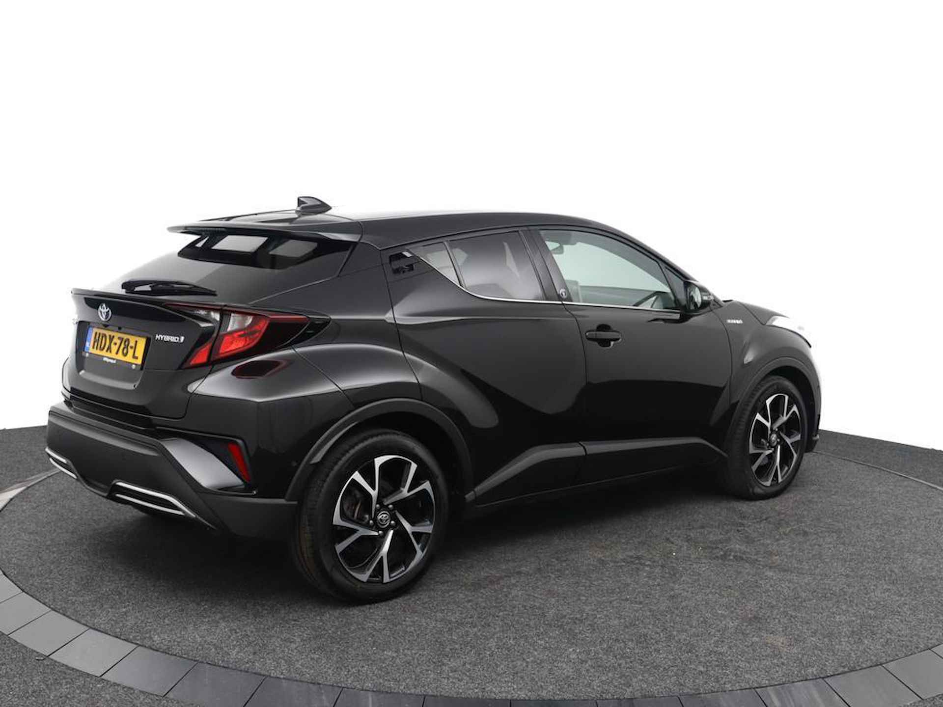 Toyota C-HR 2.0 Hybrid Dynamic | Stuur en stoelverwarming | Parkeersensoren | Keyless | - 2/45