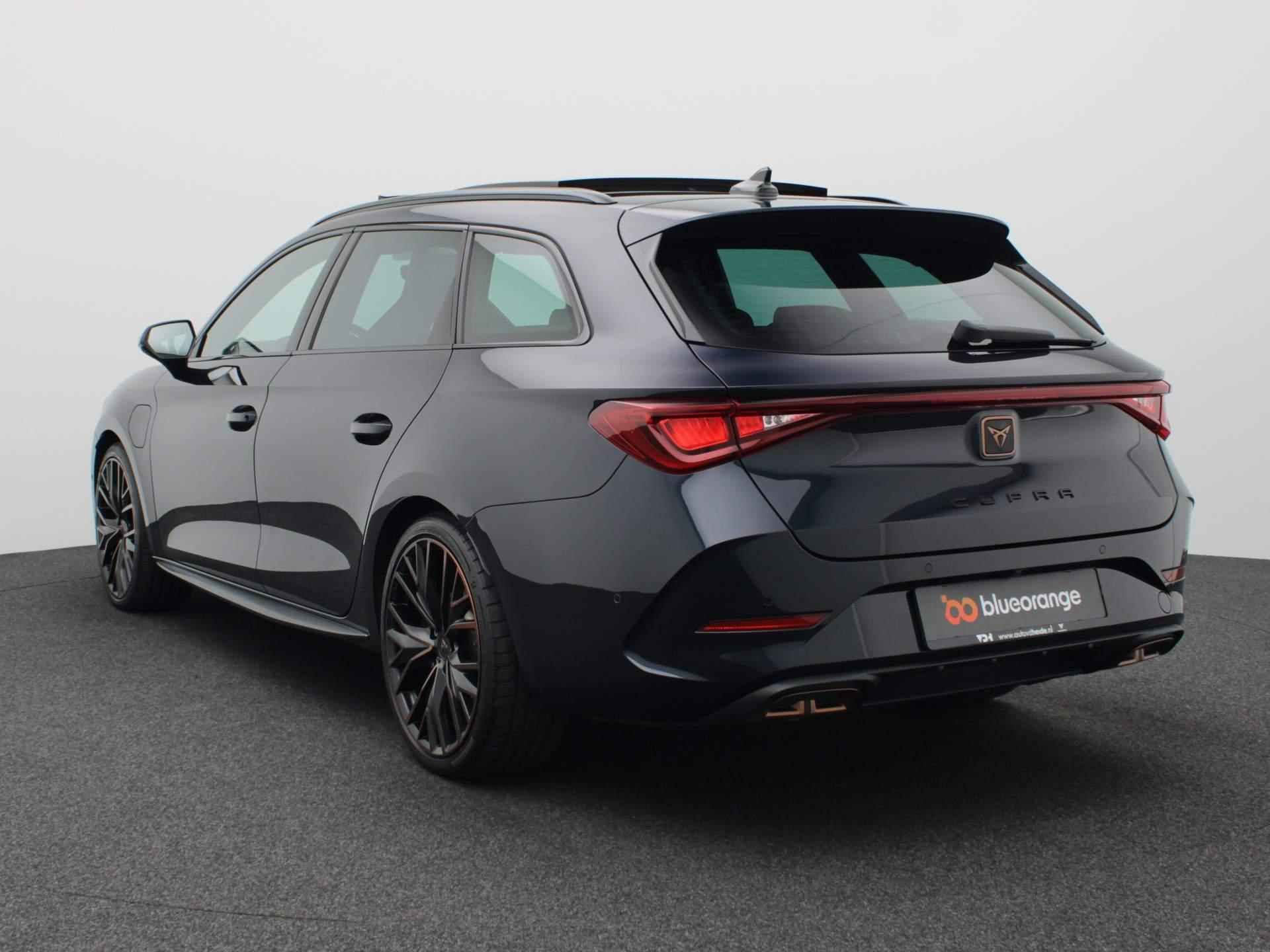 CUPRA Leon Sportstourer 1.4 e-Hybrid VZ Performance Panoramadak, skirts, achteruitrijcamera, elektrische achterklep, side assist, elektrisch verstelbare stoelen - 10/47