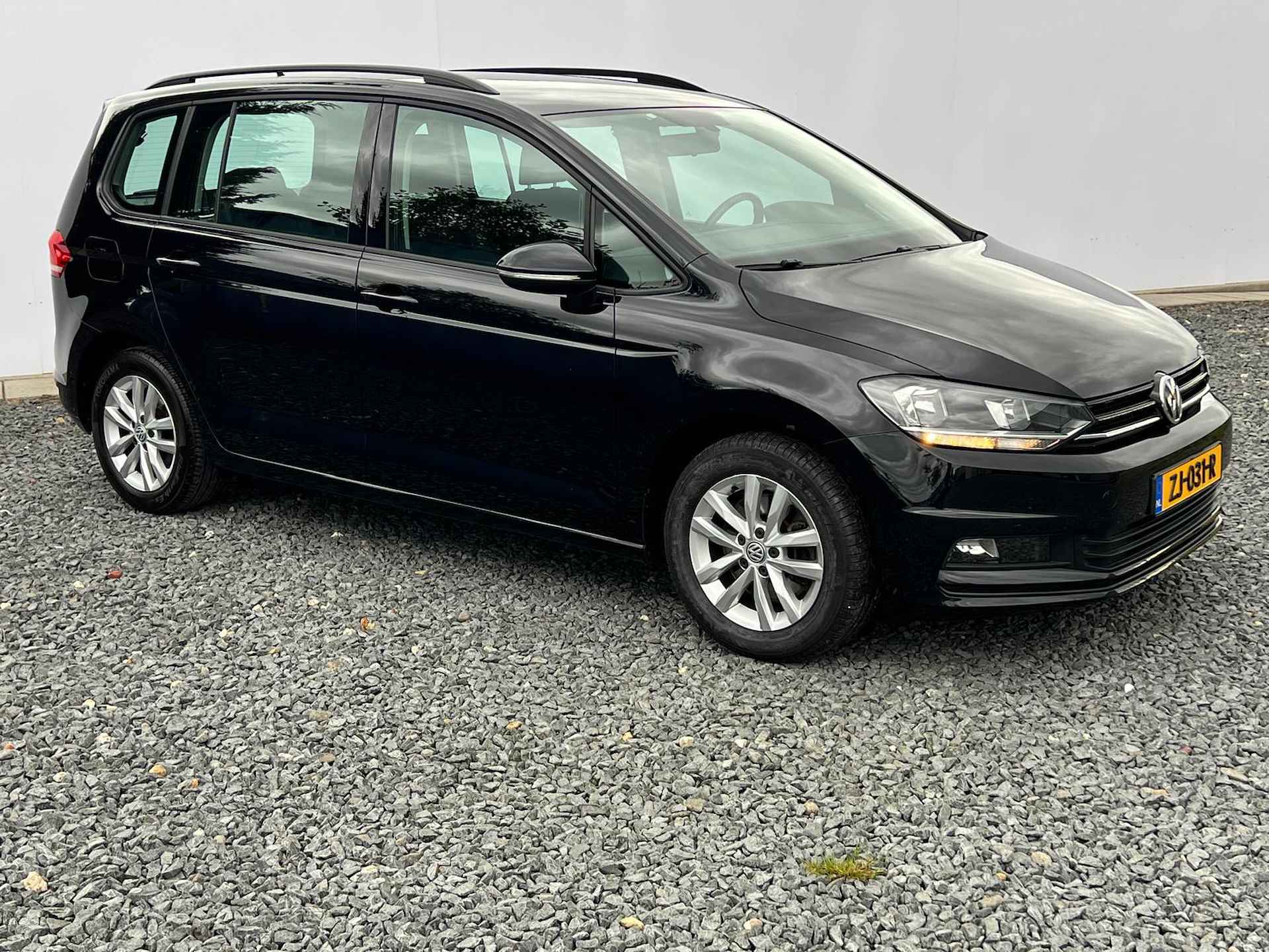 Volkswagen Touran 1.2 TSI Comfortline 7persoons Handgeschakeld - Airco - 16'' Lichtmetaal - De ideale gezinsauto - 9/47