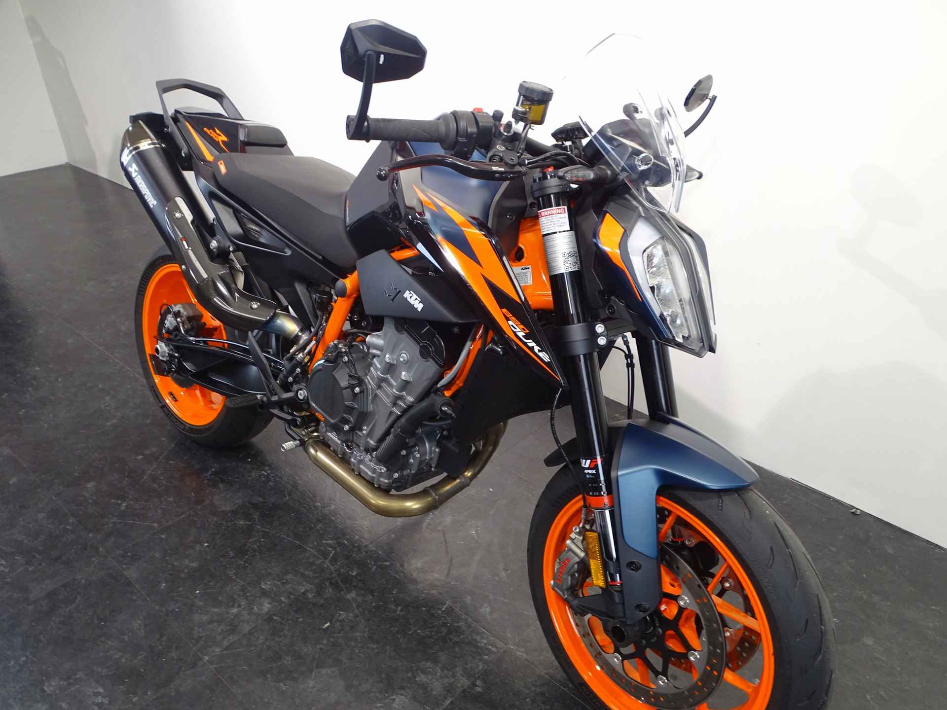 KTM 890 DUKE R - 2/7