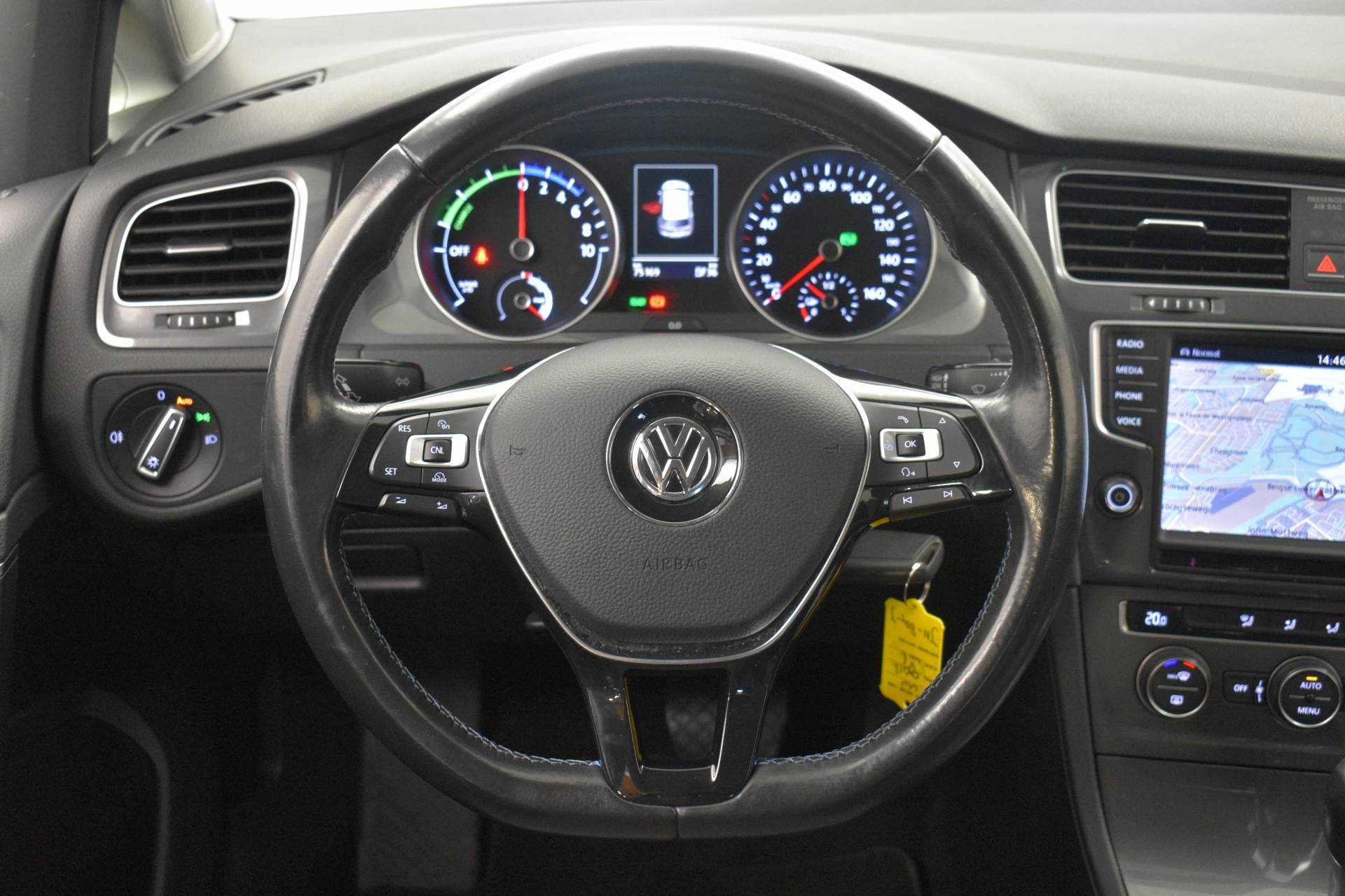 Volkswagen e-Golf Navi Cruise wegenbelastingvrij NL Auto - 17/36