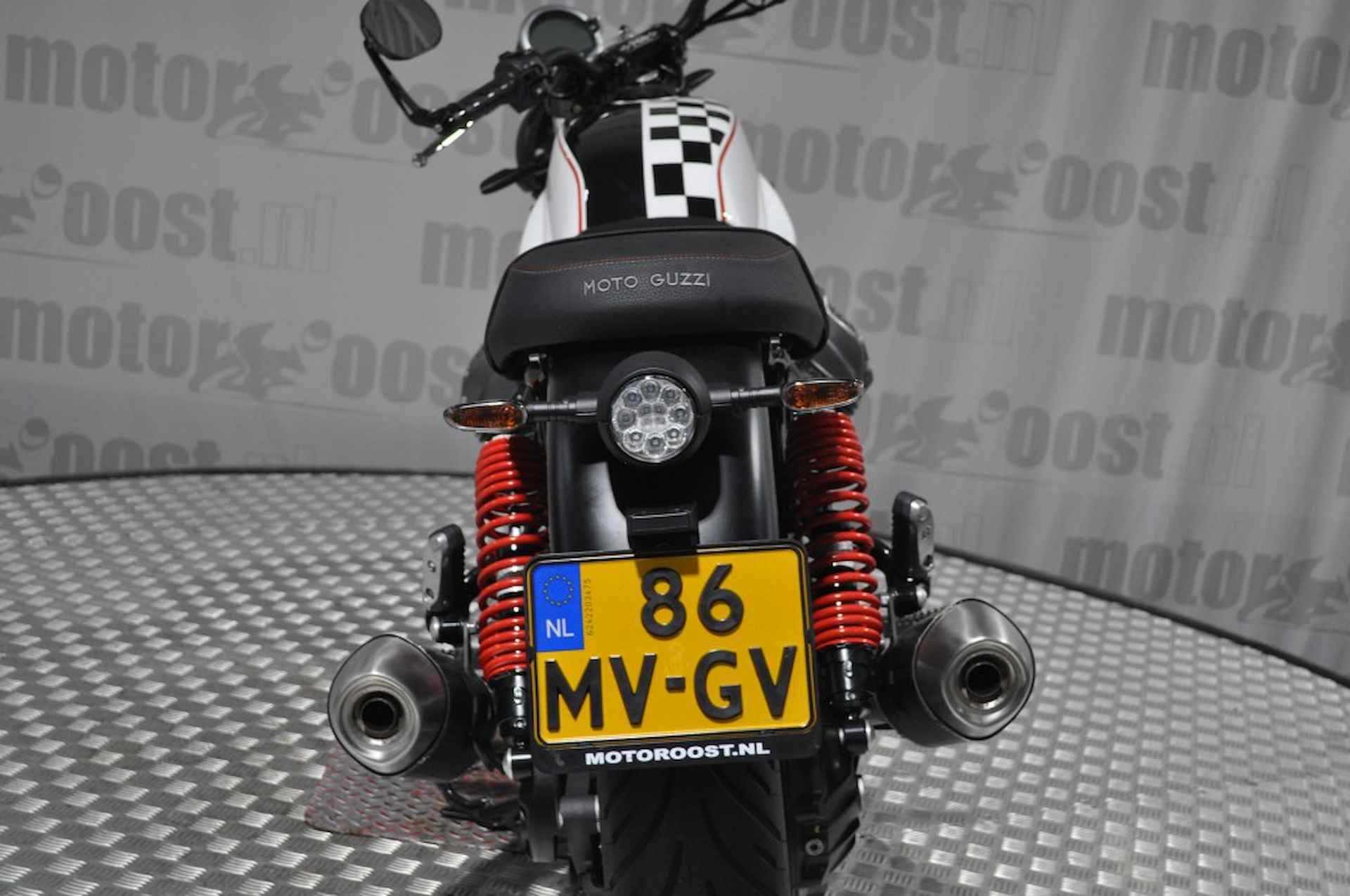 MOTO GUZZI V 7   Stone TEN LIVERY   2014-2024 - 16/20