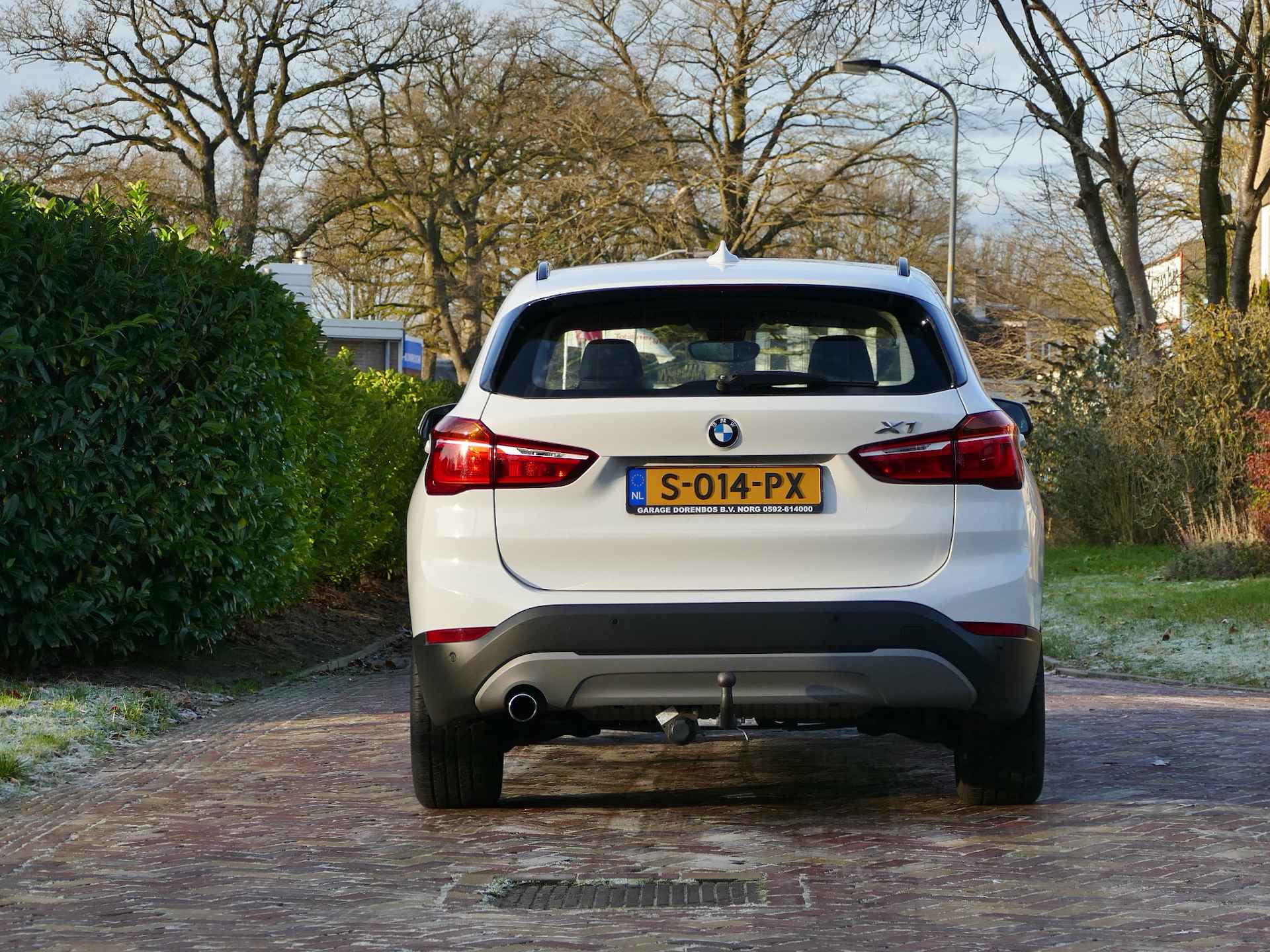 BMW X1 sDrive18d Centennial Executive AUTOMAAT | stoelverwarming | panoramadak - 53/61