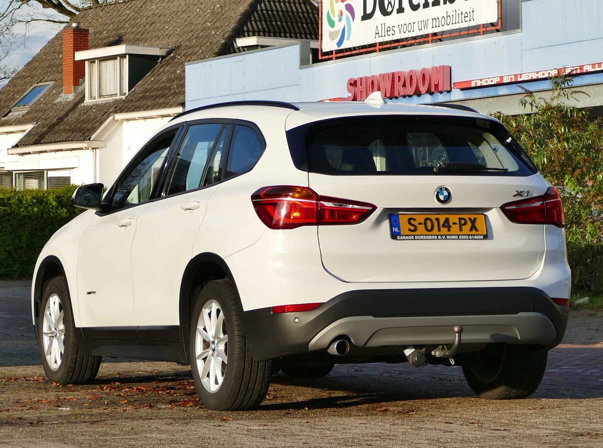 BMW X1 sDrive18d Centennial Executive AUTOMAAT | stoelverwarming | panoramadak - 60/61