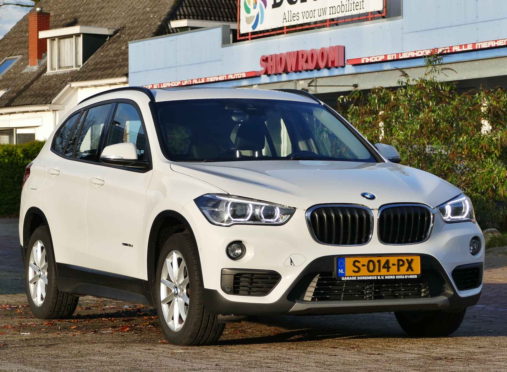 BMW X1 sDrive18d Centennial Executive AUTOMAAT | stoelverwarming | panoramadak - 61/61