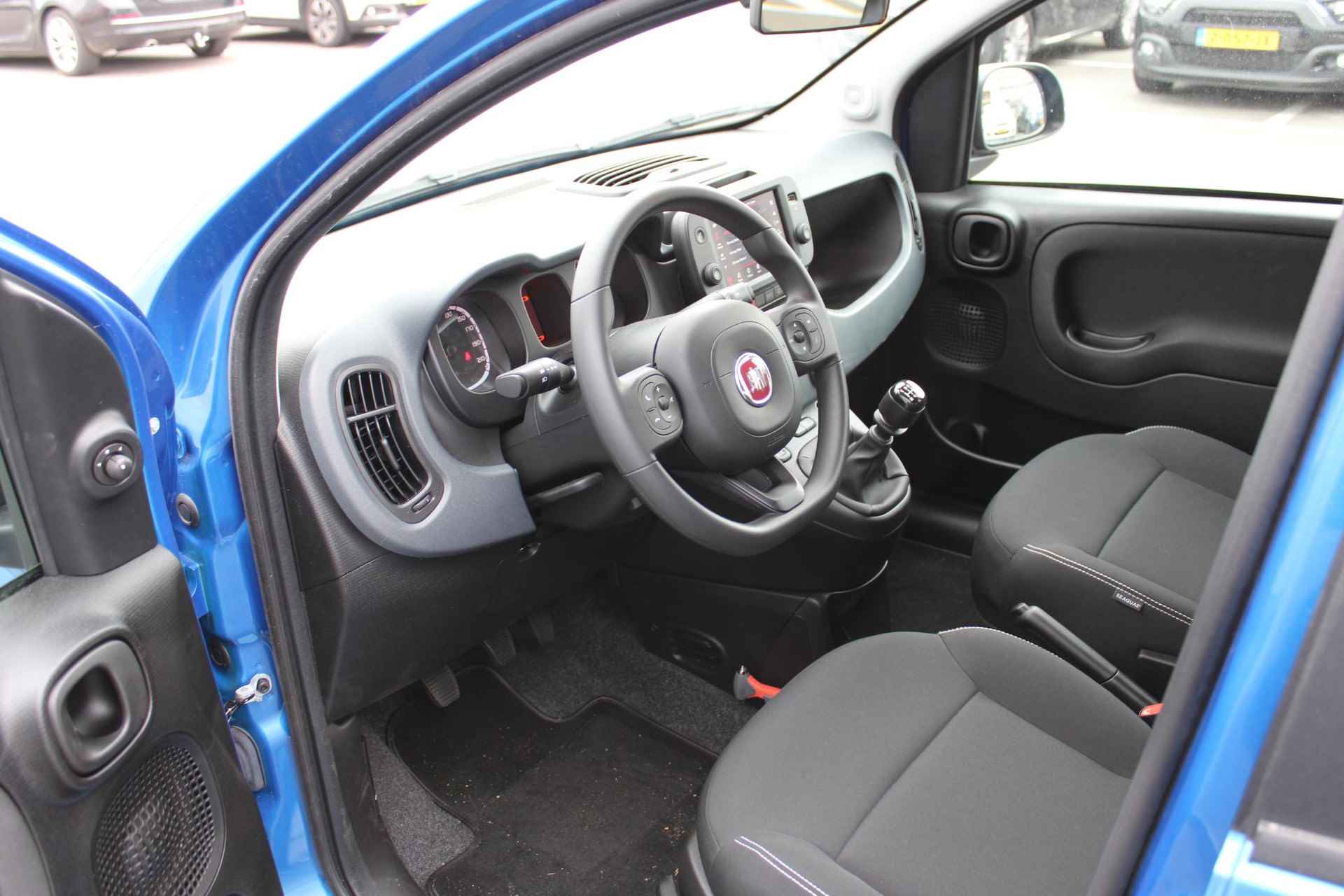 Fiat Panda 1.0 Hybrid Cross Airco / Carplay / Parkeerhulp - 12/30