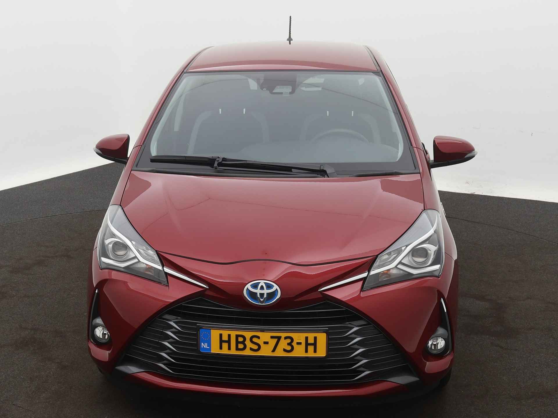 Toyota Yaris 1.5 Hybrid Y20 Limited | LM velgen | | Stoelverwarming | Camera | Volledig onderhouden | - 28/44