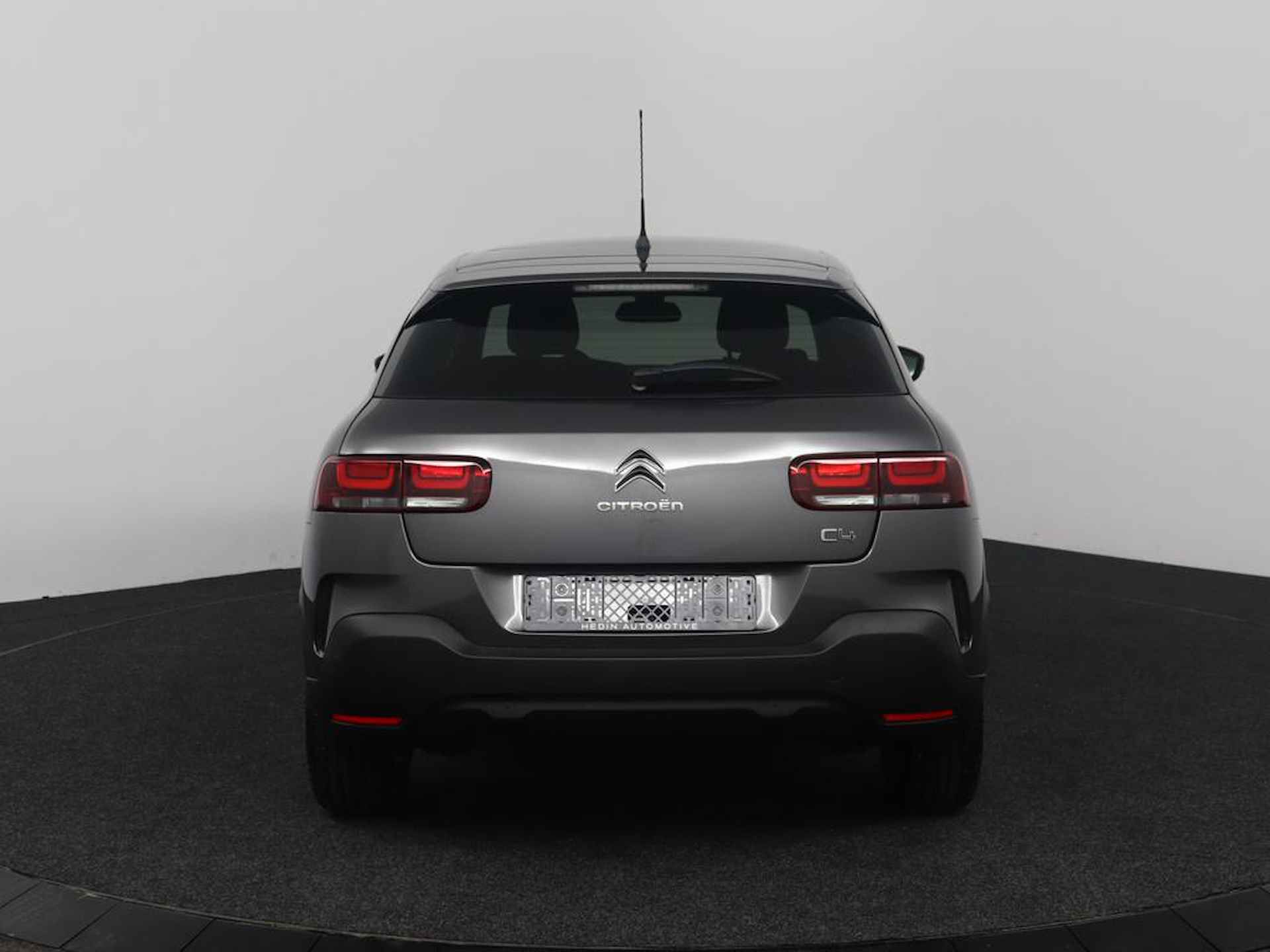 Citroen C4 Cactus 1.2 130PK Shine Plus Automaat | Navigatie via App | Panorama dak | Camera | Climate control | Cruise Control | Carplay | PDC | LMV - 28/42