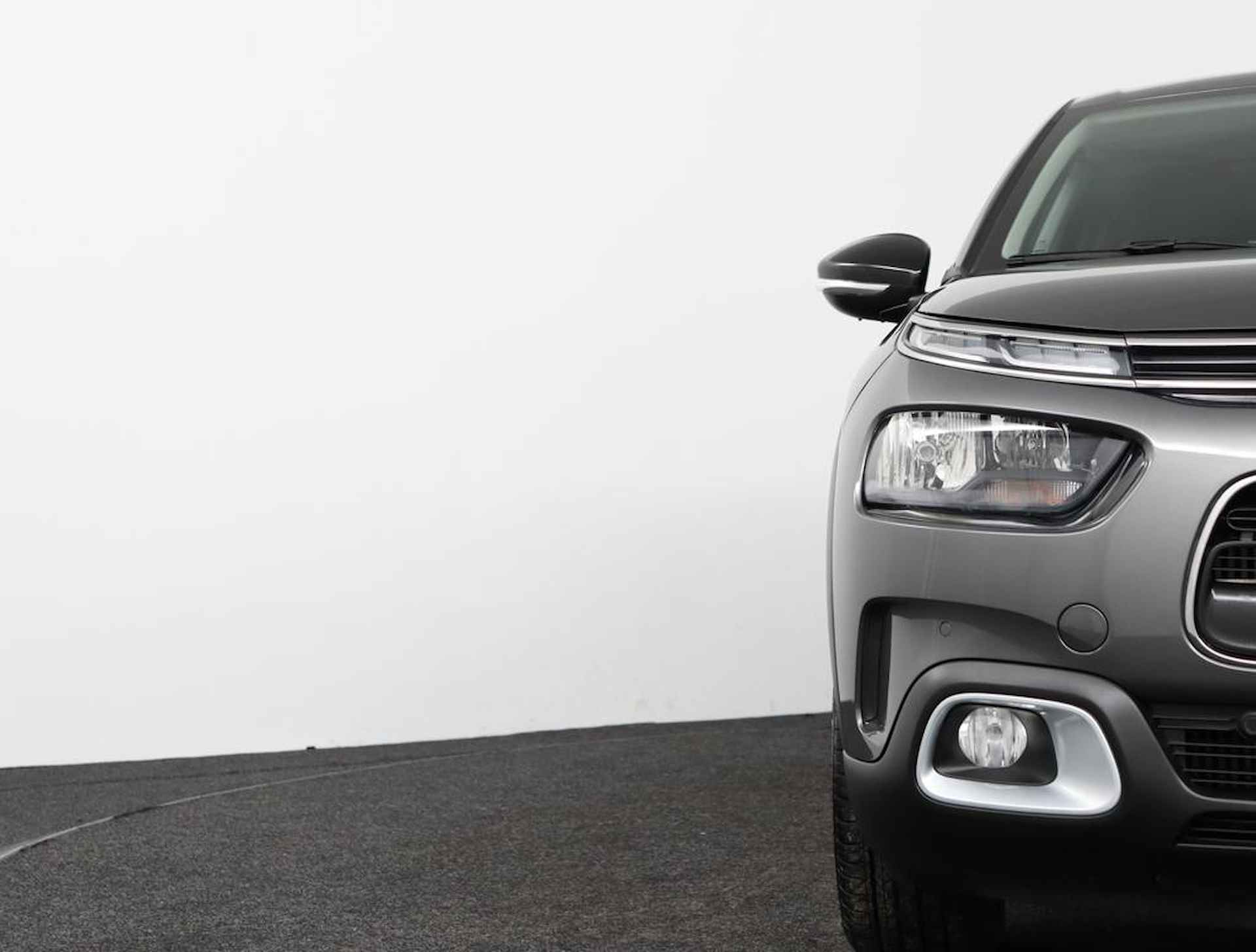 Citroen C4 Cactus 1.2 130PK Shine Plus Automaat | Navigatie via App | Panorama dak | Camera | Climate control | Cruise Control | Carplay | PDC | LMV - 29/42