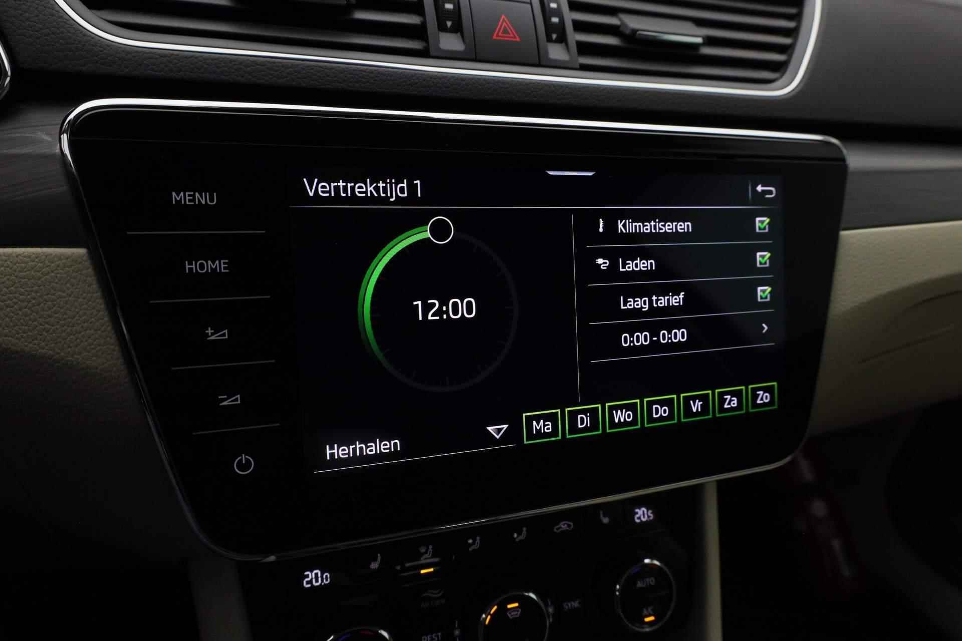 Skoda Superb Combi 1.4 TSI 218PK DSG iV Style | Pano | Elektr. voorstoelen | Keyless | Navi | Adaptief onderstel | Camera | Leder/alcantara | Apple Carplay / Android Auto - 9/45