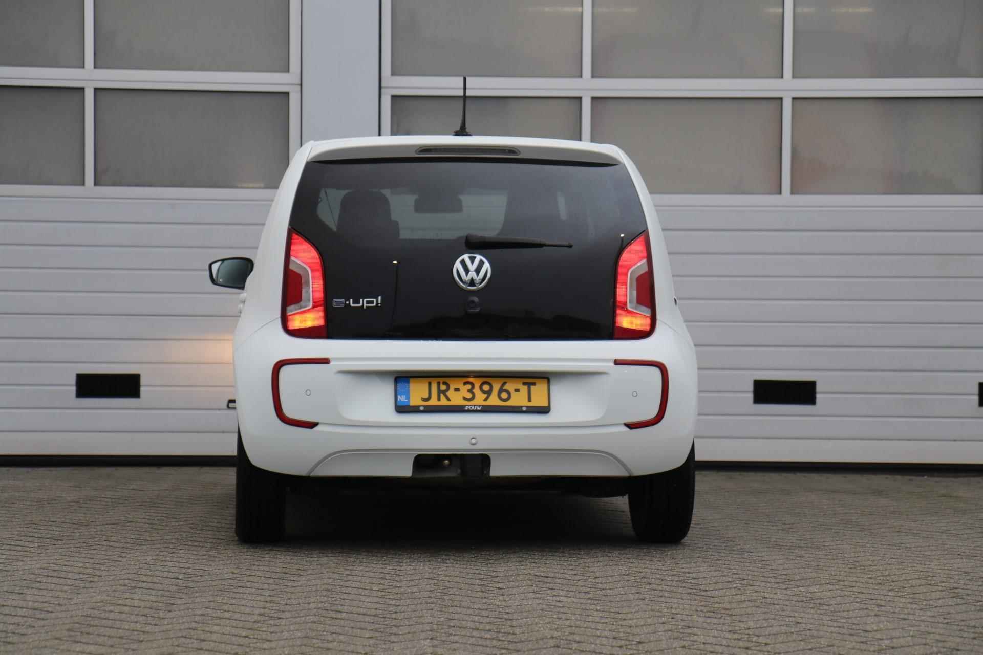 Volkswagen e-up! 82pk | Parkeersensoren | Stoelverwarming | Airco - 10/33