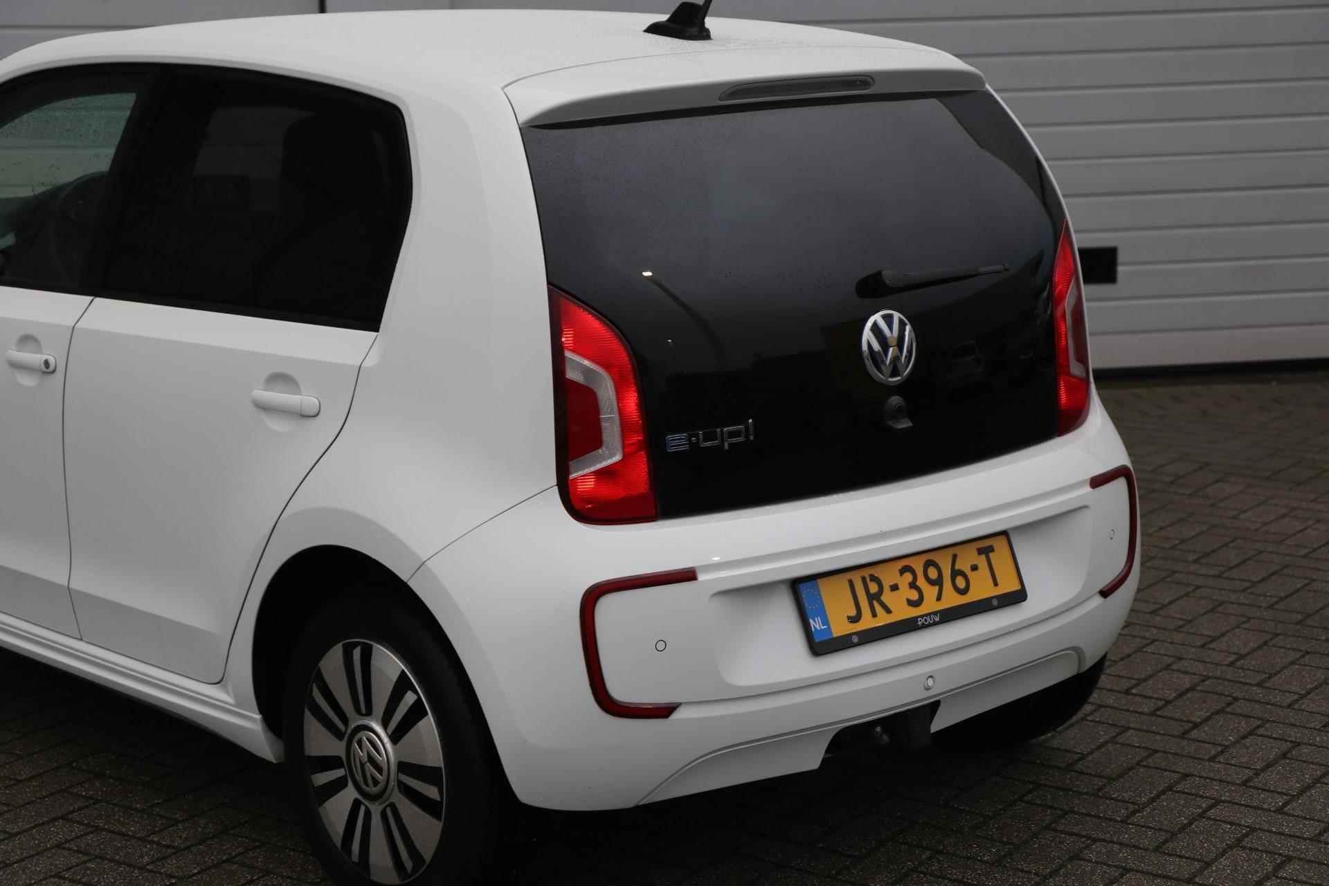 Volkswagen e-up! 82pk | Parkeersensoren | Stoelverwarming | Airco - 12/33