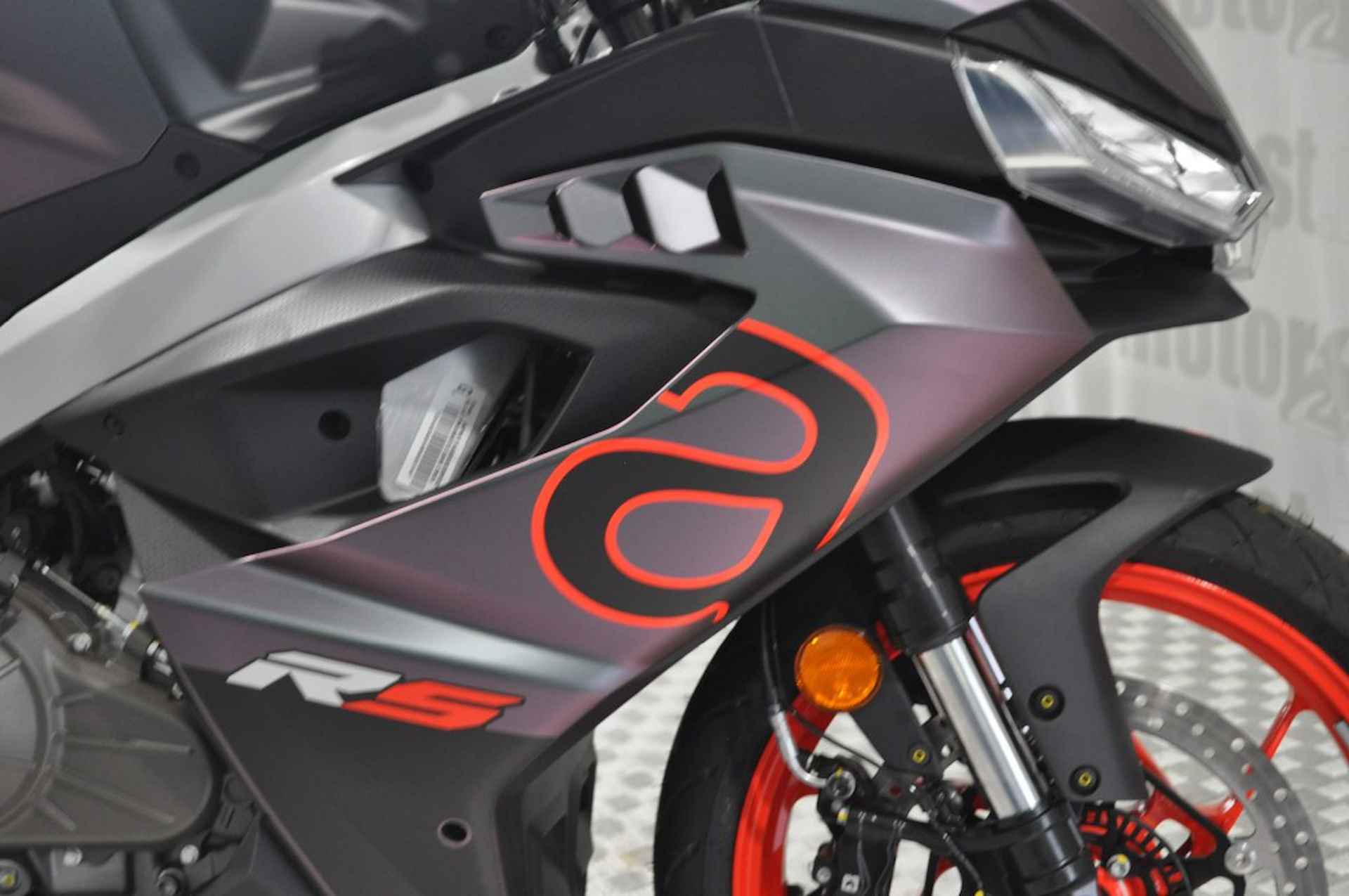 APRILIA Rs 457 A2 RIJBEWIJS   ( 35 KW ) - 6/21