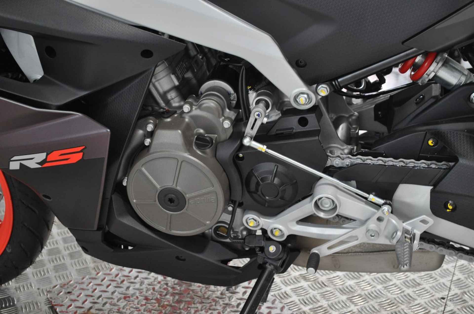 APRILIA Rs 457 A2 RIJBEWIJS   ( 35 KW ) - 7/21