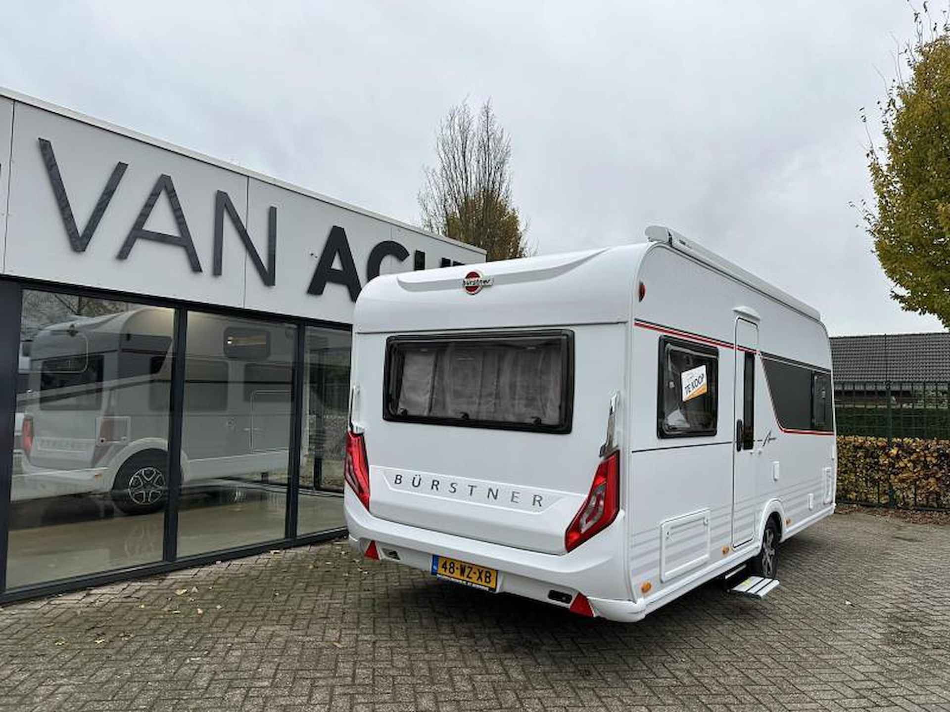 Bürstner Averso 490 TS Sierra Grey - 3/11