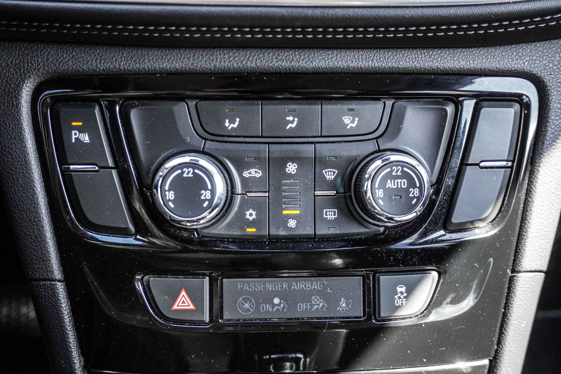 Opel Mokka X 1.4 Turbo Innovation | Cruise Control | Climate Control | Apple Carplay | LED Dagrijverlichting | Navigatiesysteem | 12 Maand BOVAG garantie - 16/33