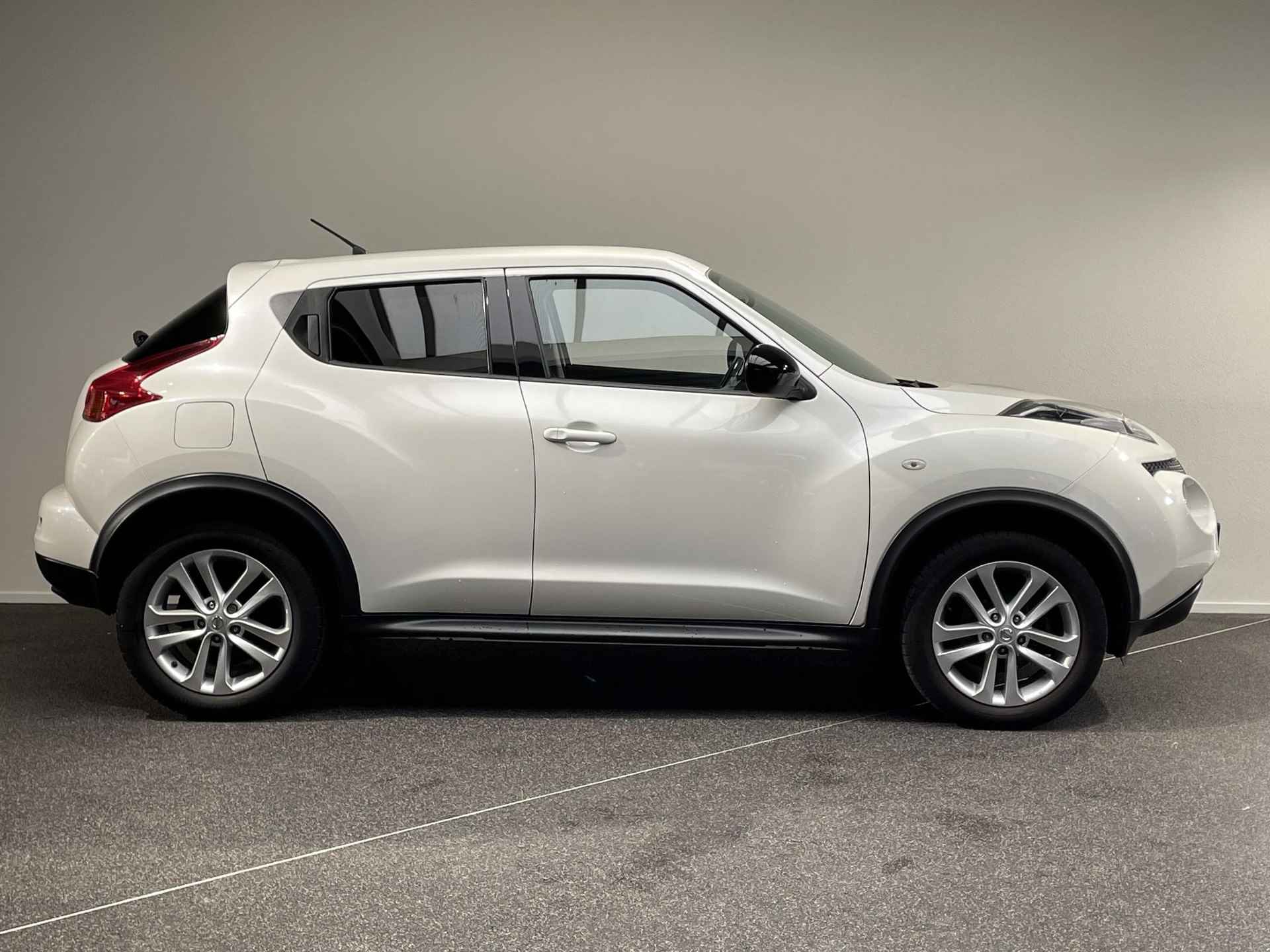 Nissan Juke 1.6 Connect Edition Automaat | Camera | Parkeersensoren | Cruise Controle | Climatronic | LM Velgen - 18/31