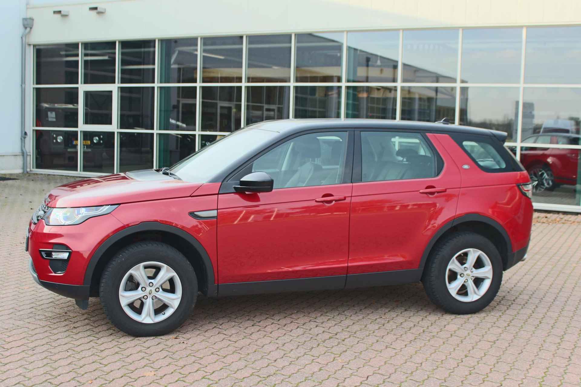Land Rover Discovery Sport 2.0 TD4 SE 150 pk automaat 1e eigenaar/ DAB+/ Vision Assist Pack/ AHBA/ Xenon + Led/ PDC V+A/ Cold Climate Pack - 4/59