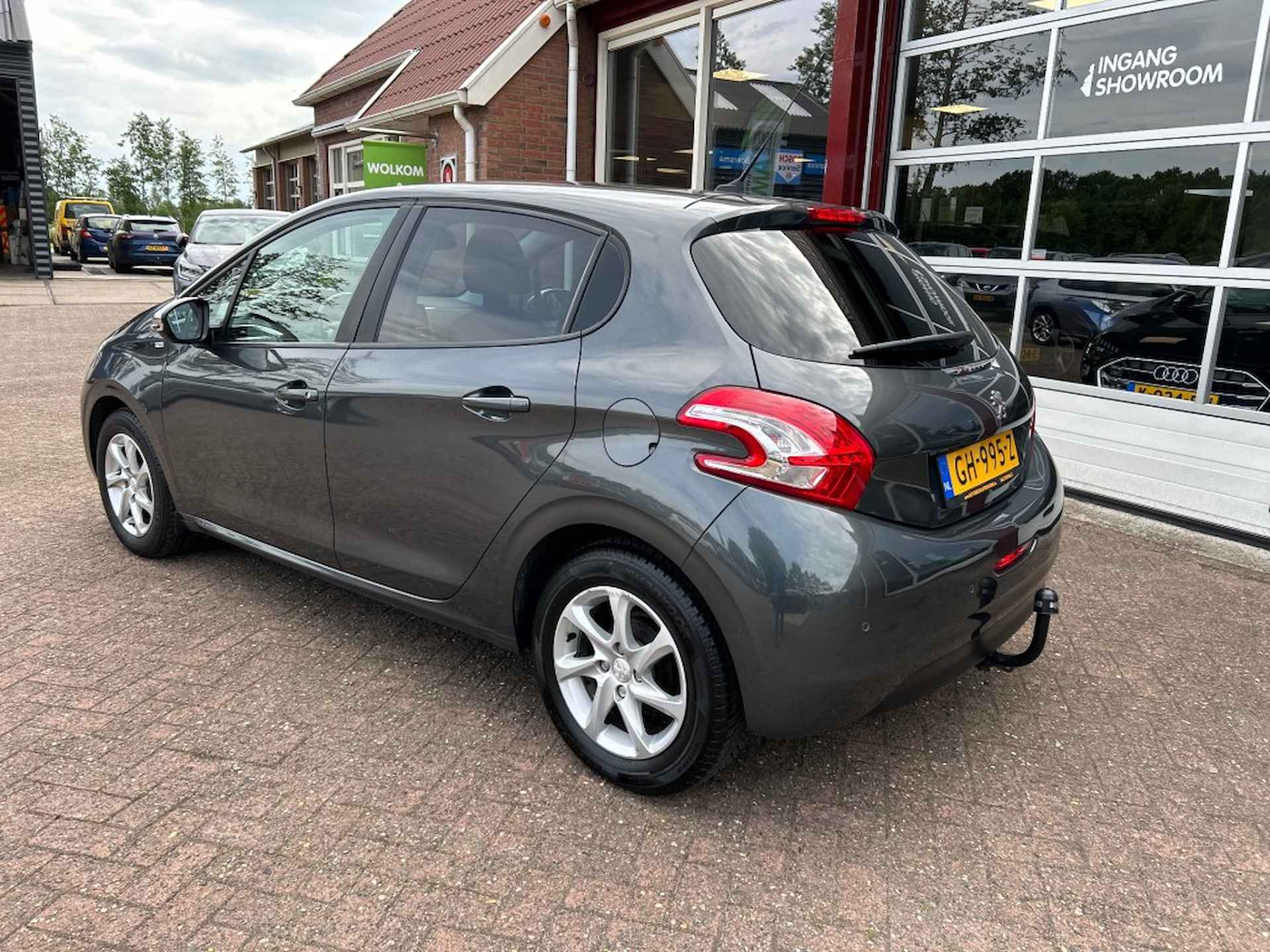 PEUGEOT 208 1.2 PT STYLE PACK 5-DRS SLECHTS 57.777 KM! - 8/38